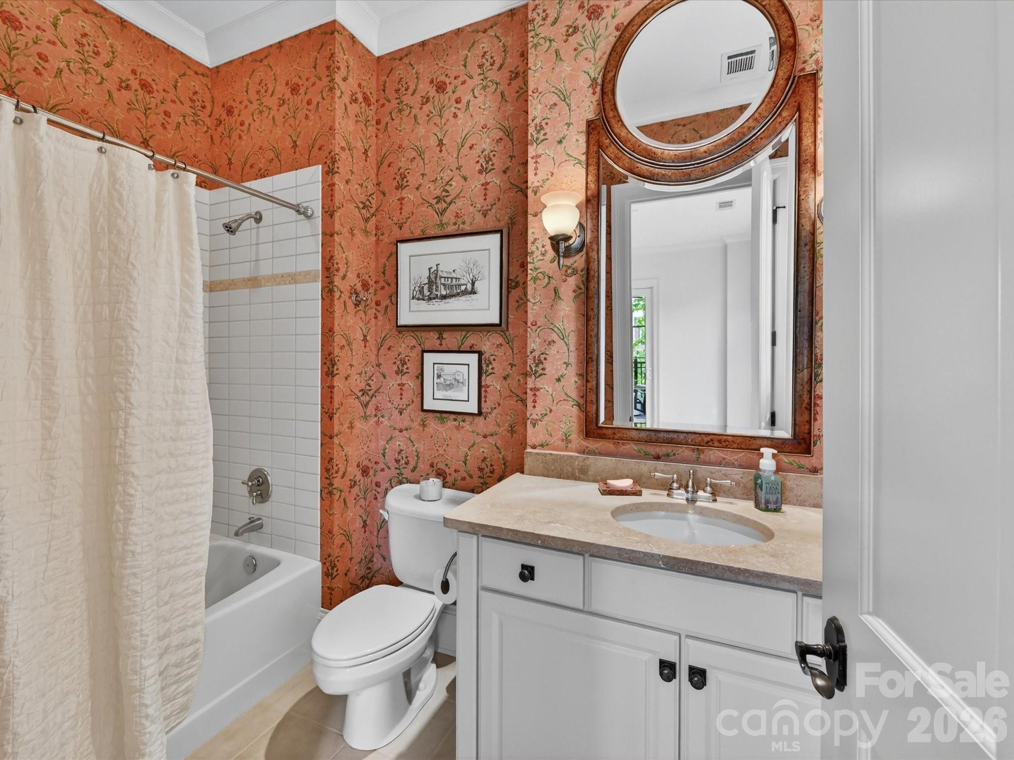 2223 Croydon Road Unit: 302