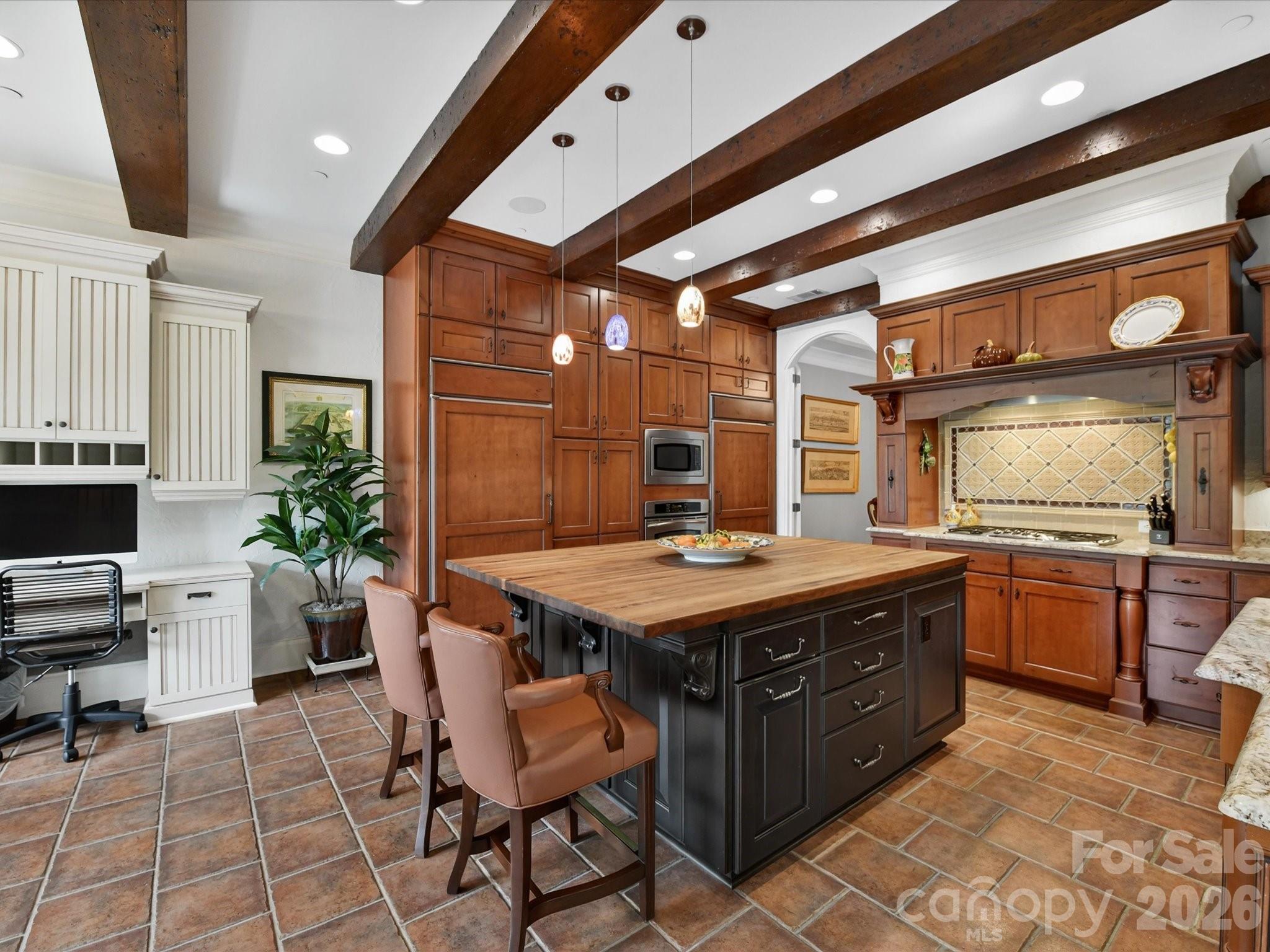 2223 Croydon Road Unit: 302