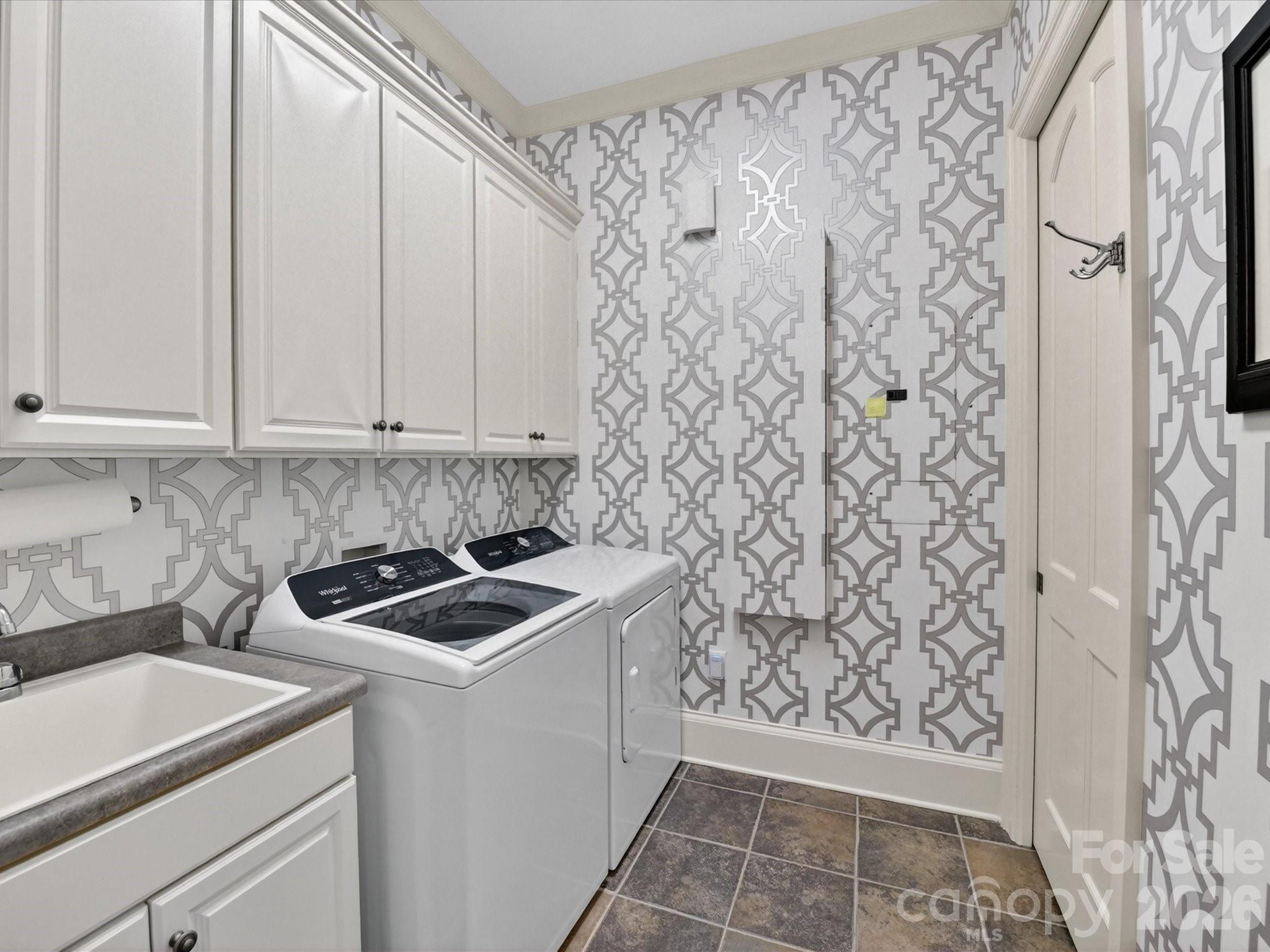 2223 Croydon Road Unit: 302