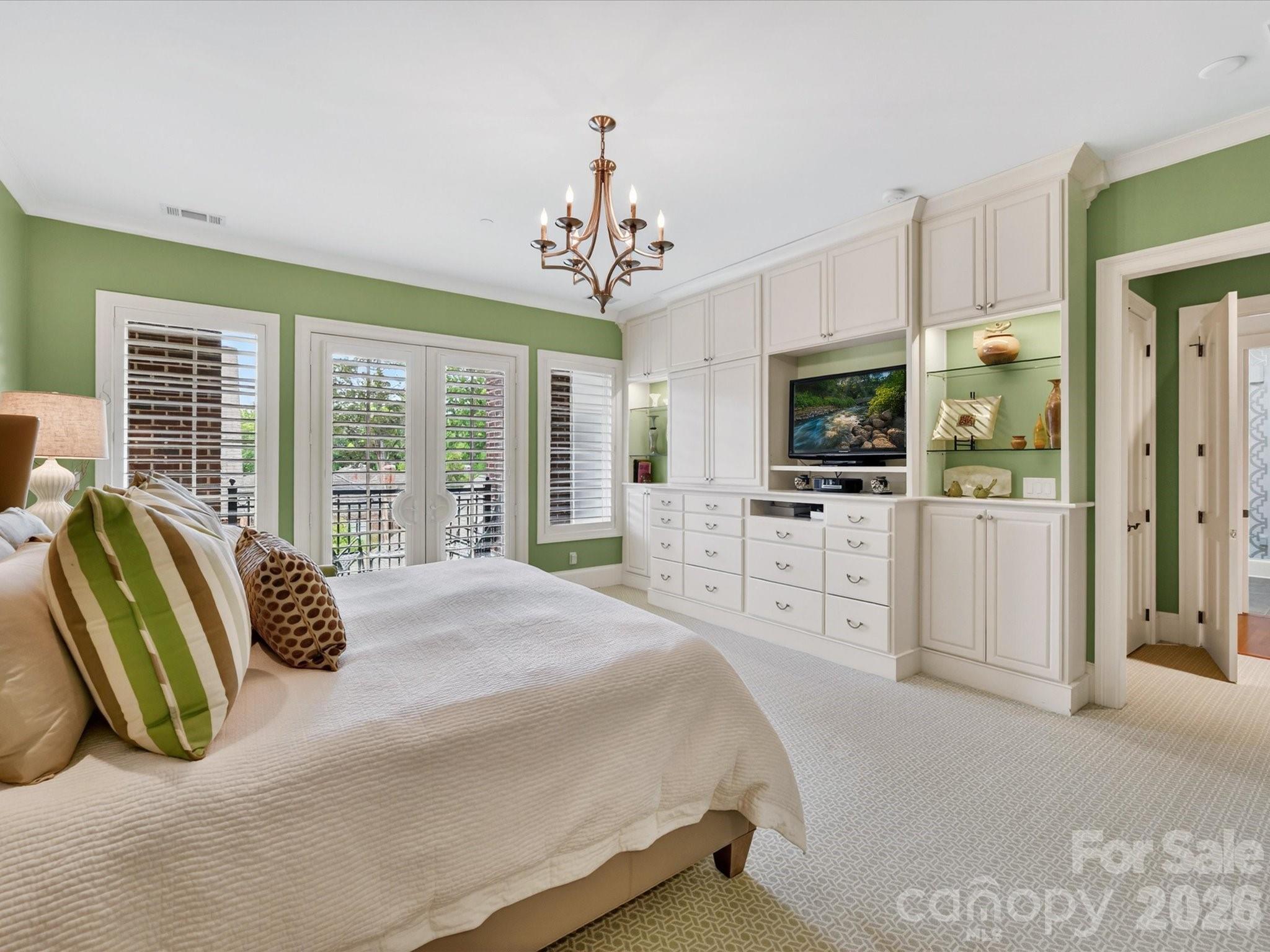 2223 Croydon Road Unit: 302