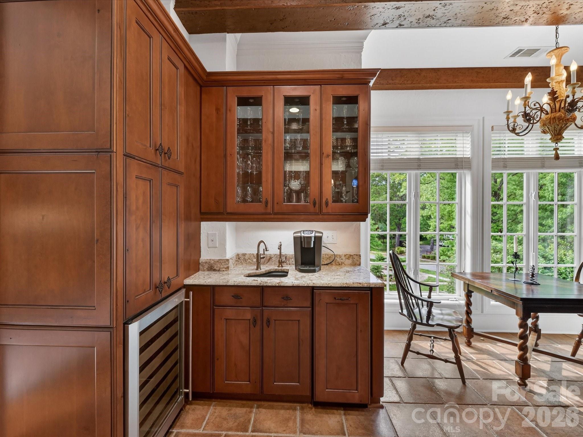 2223 Croydon Road Unit: 302