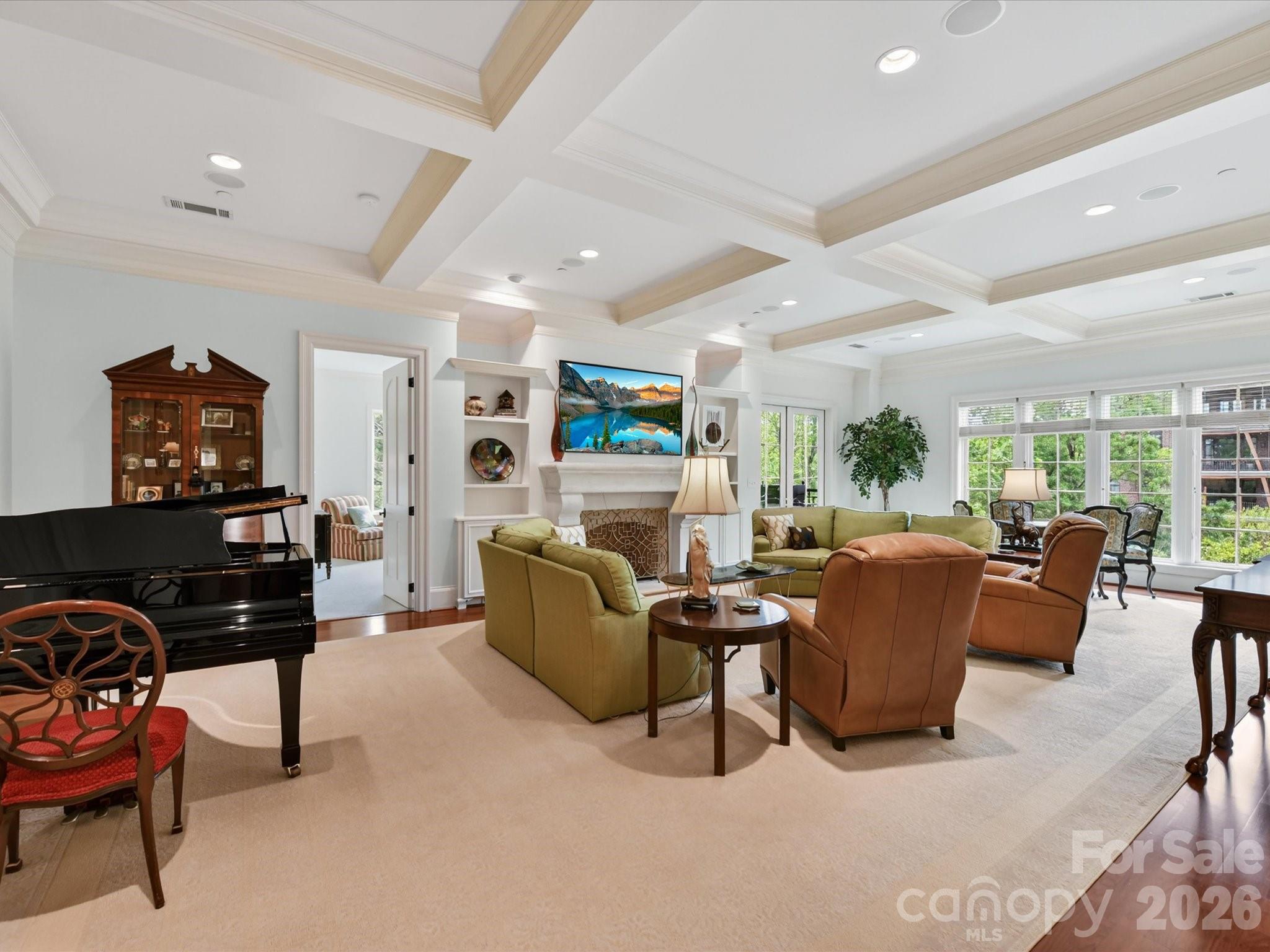 2223 Croydon Road Unit: 302