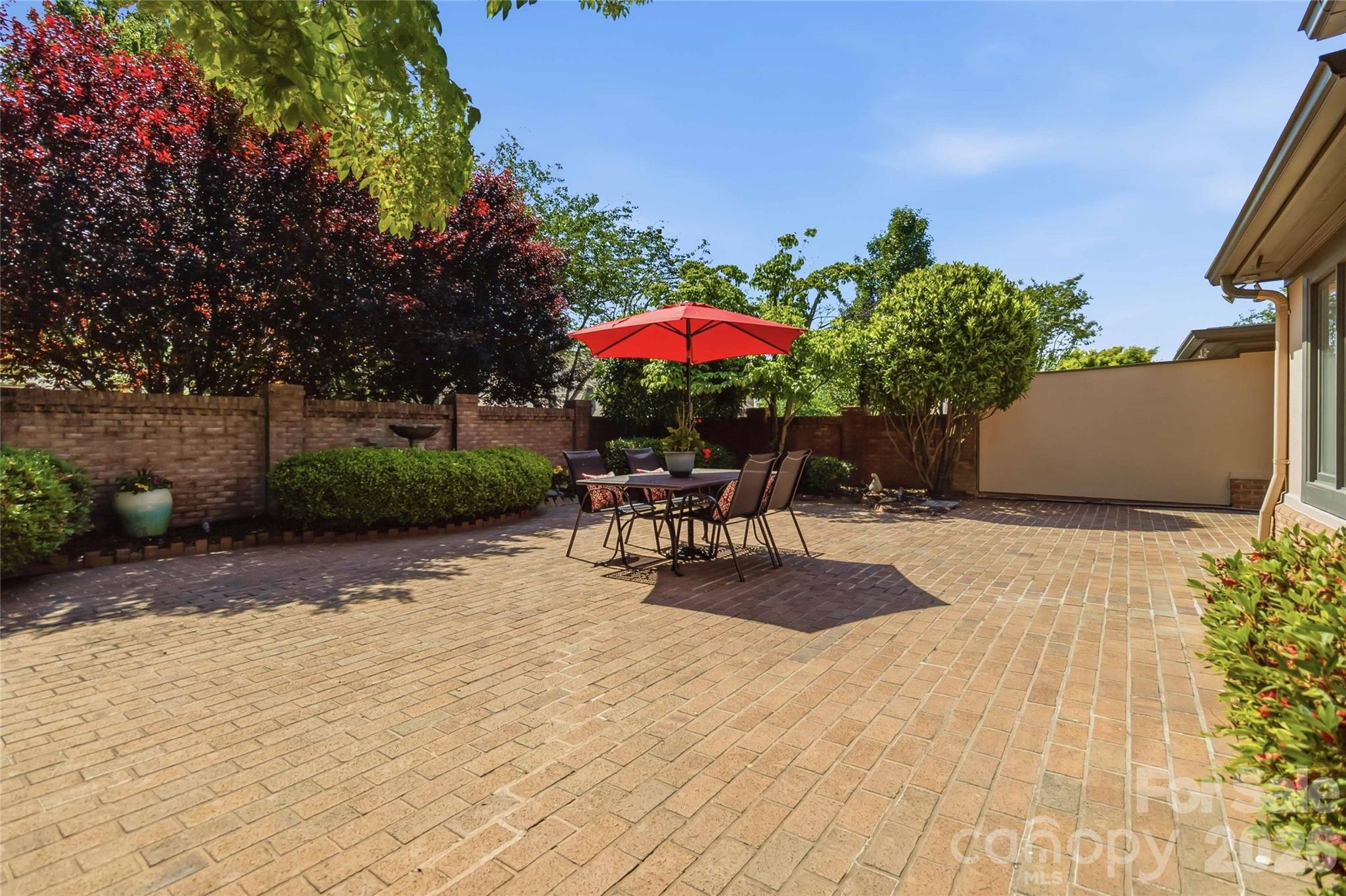 5740 Ballinard Lane