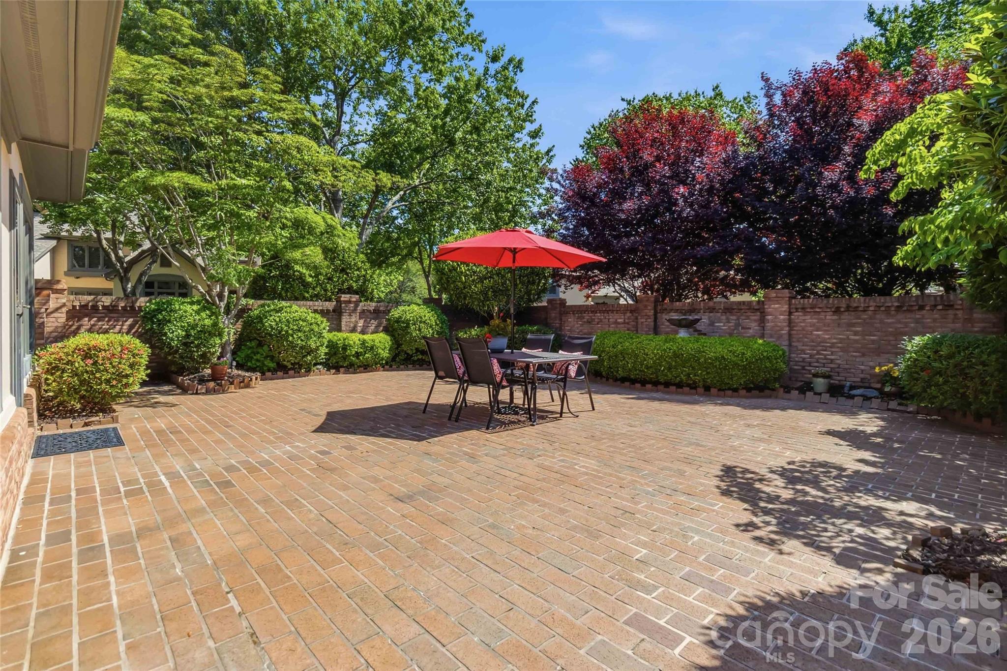 5740 Ballinard Lane