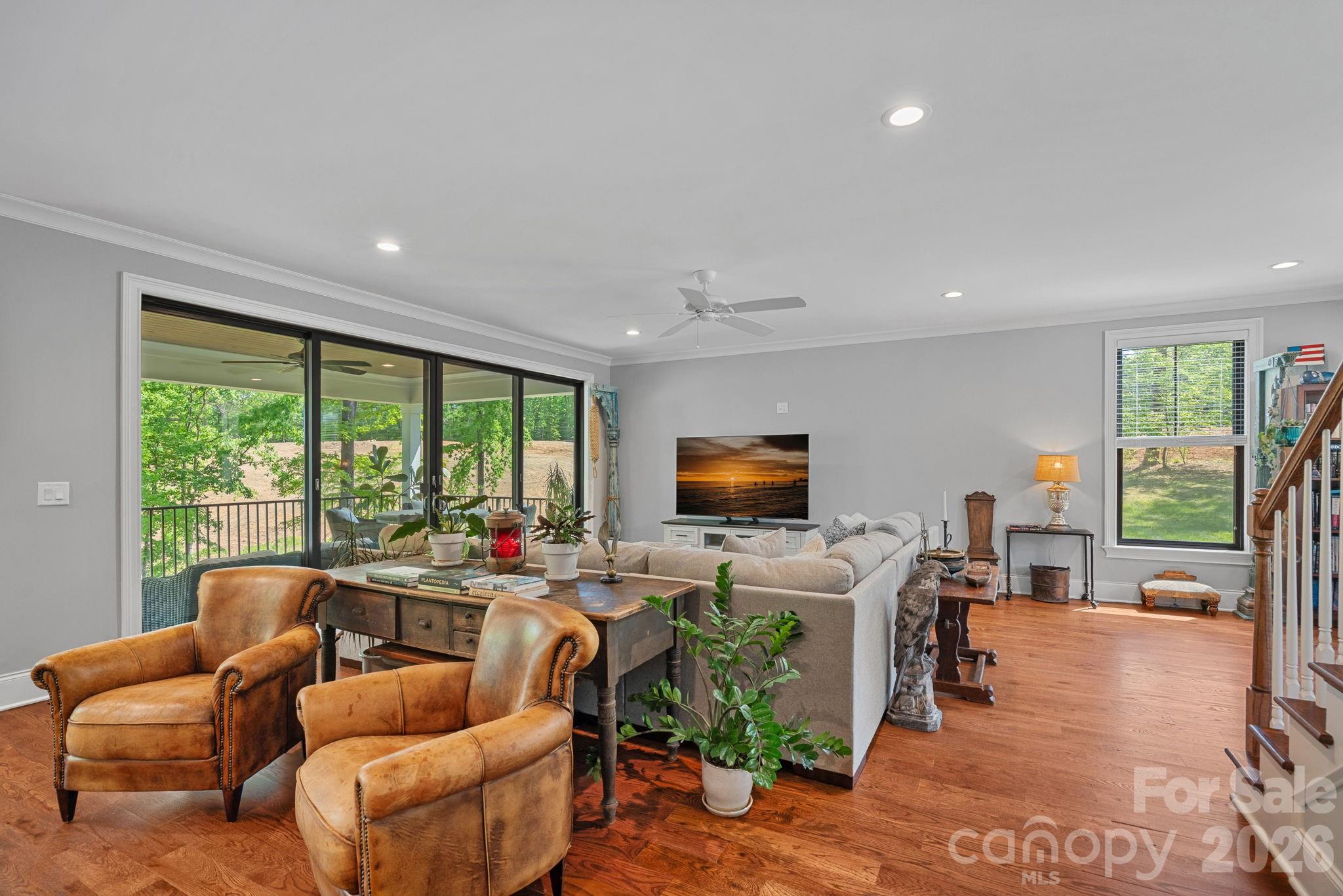 1420 Roundstone Road