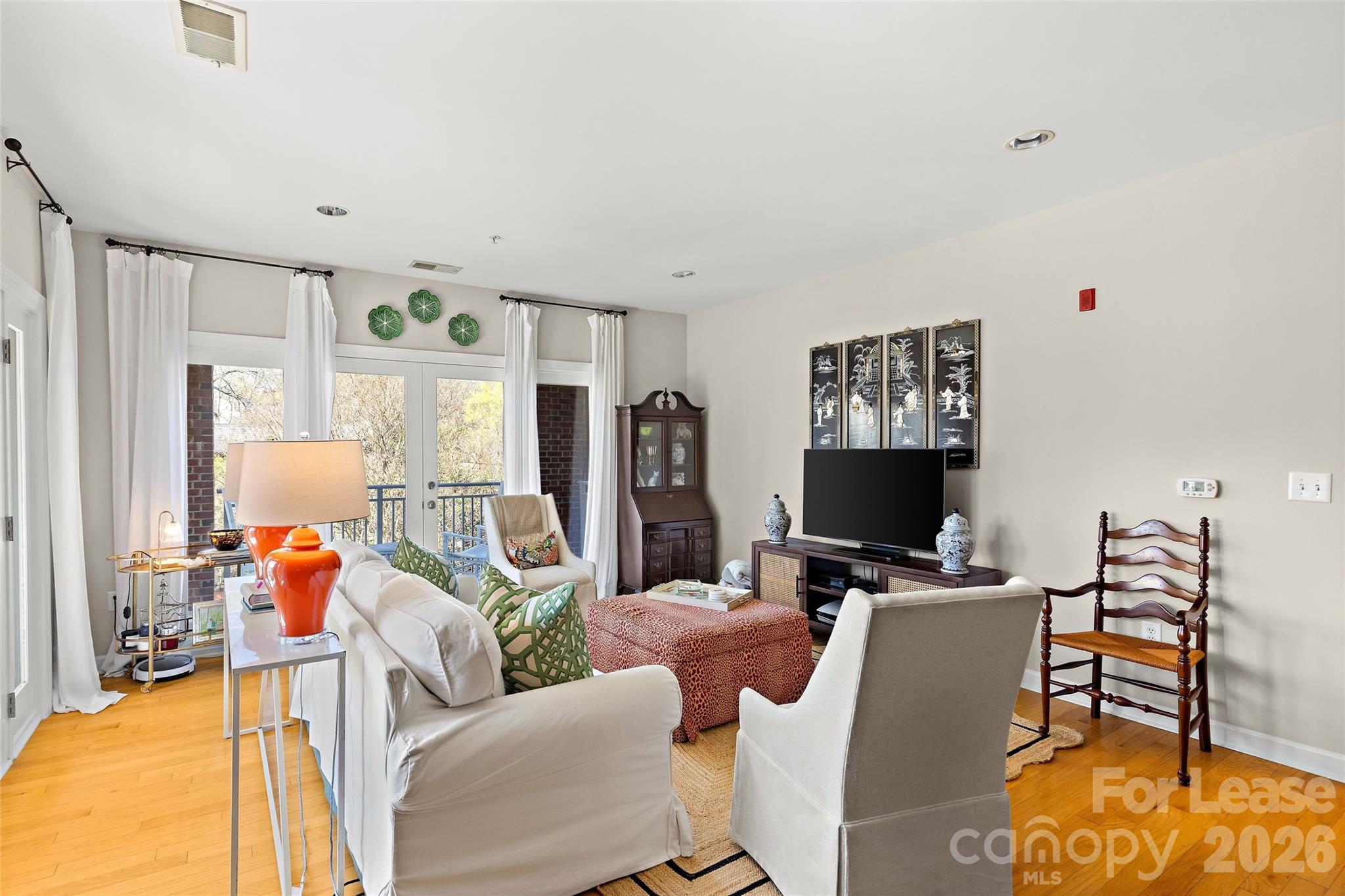 1903 Kenilworth Avenue Unit: 205