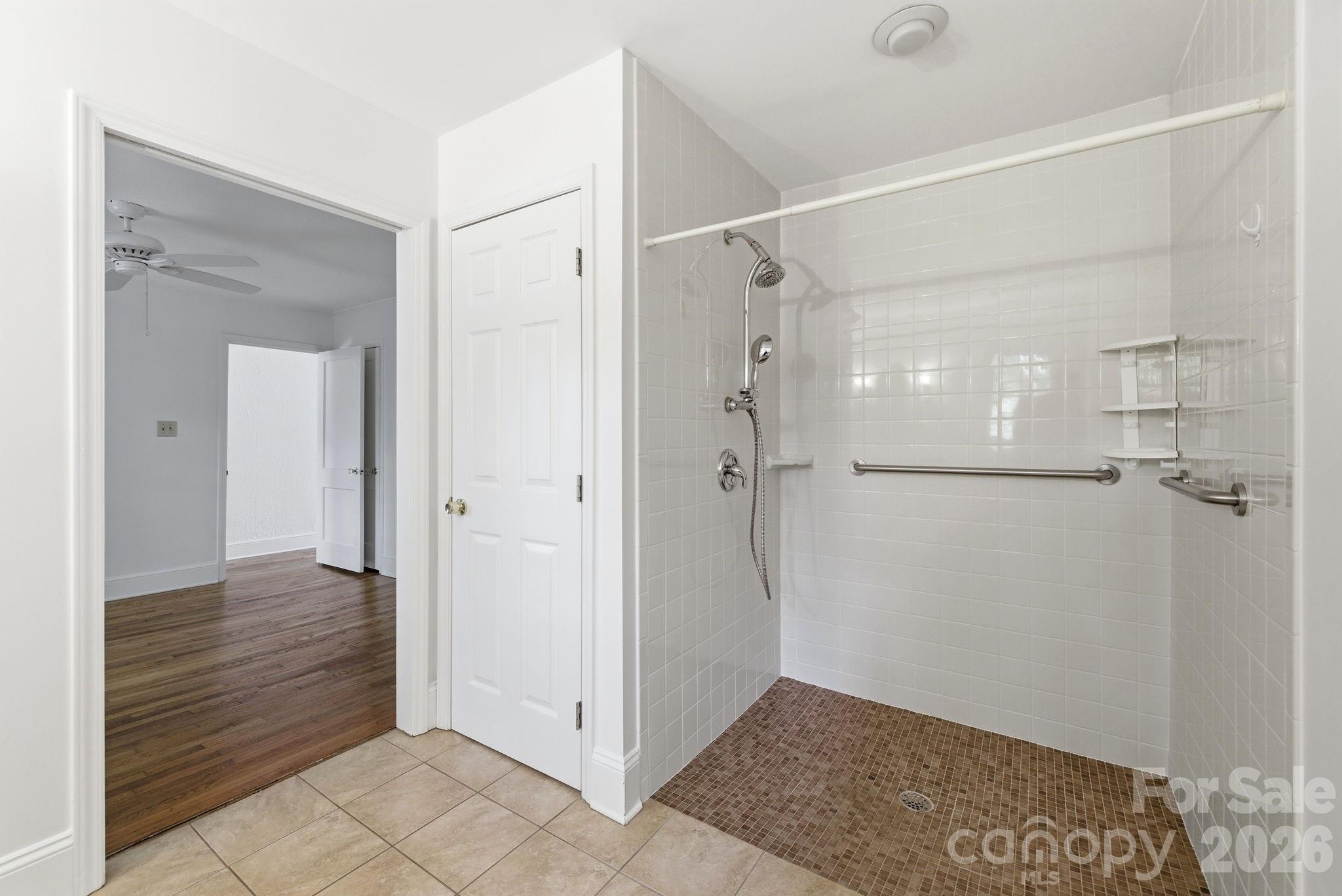 1408 Seneca Place