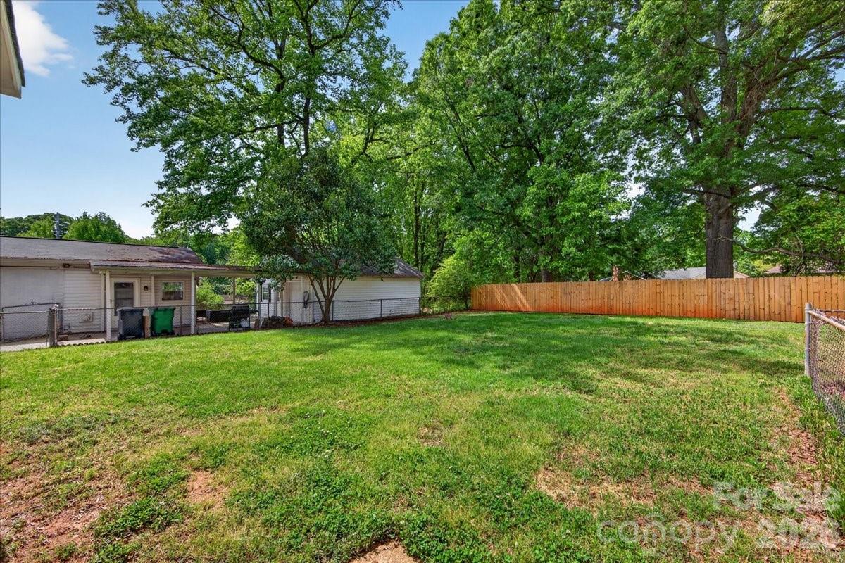 4820 Charleston Drive