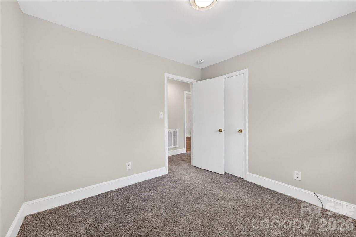4820 Charleston Drive