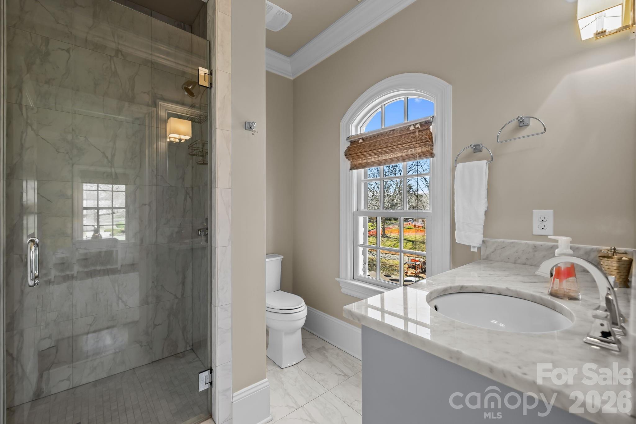 3907 Foxcroft Road