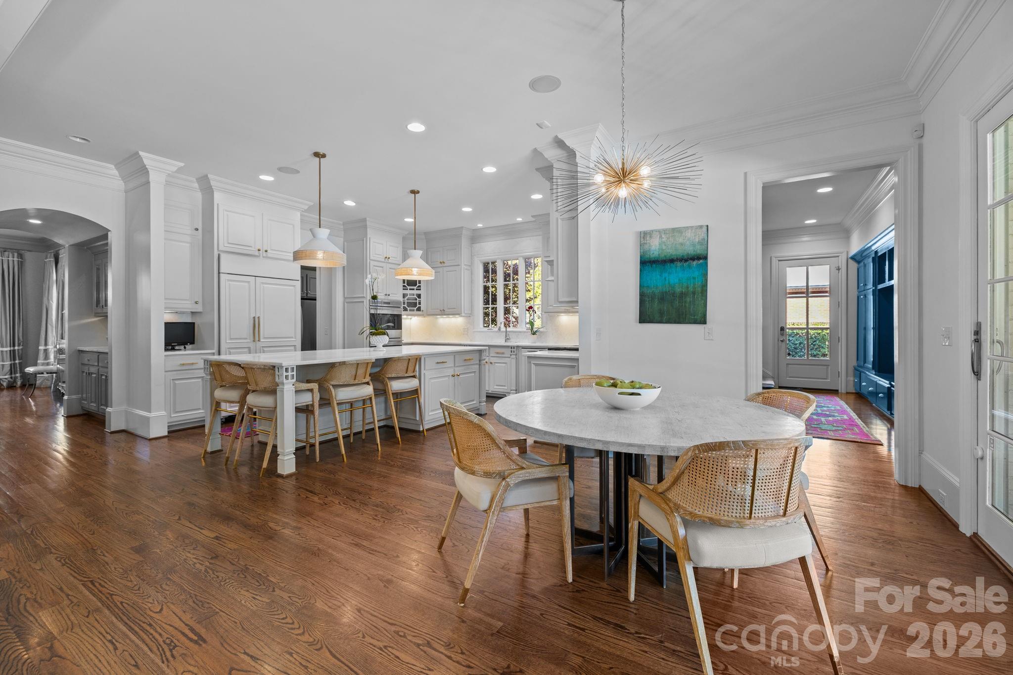 3907 Foxcroft Road