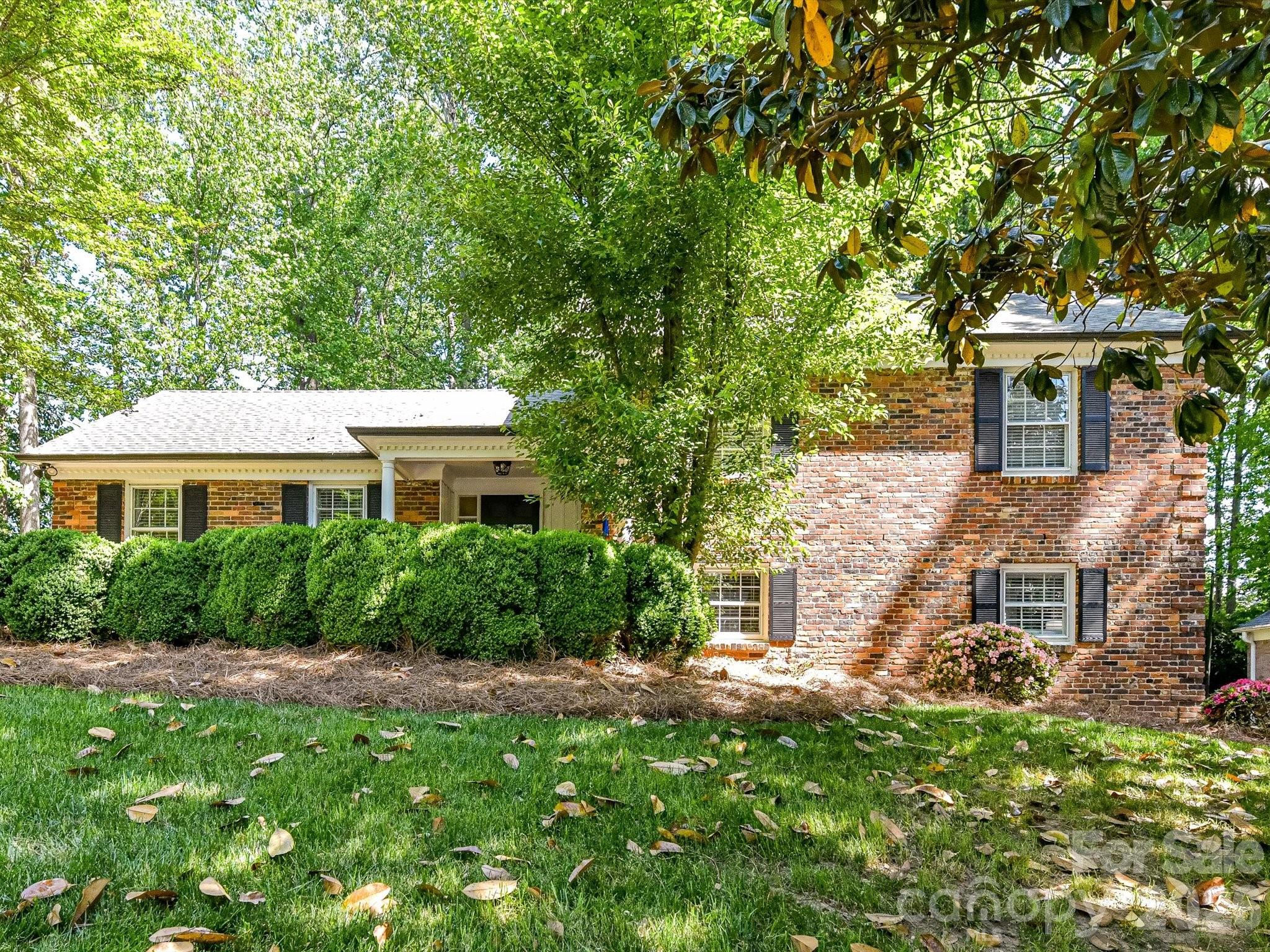 4017 Meadston Lane
