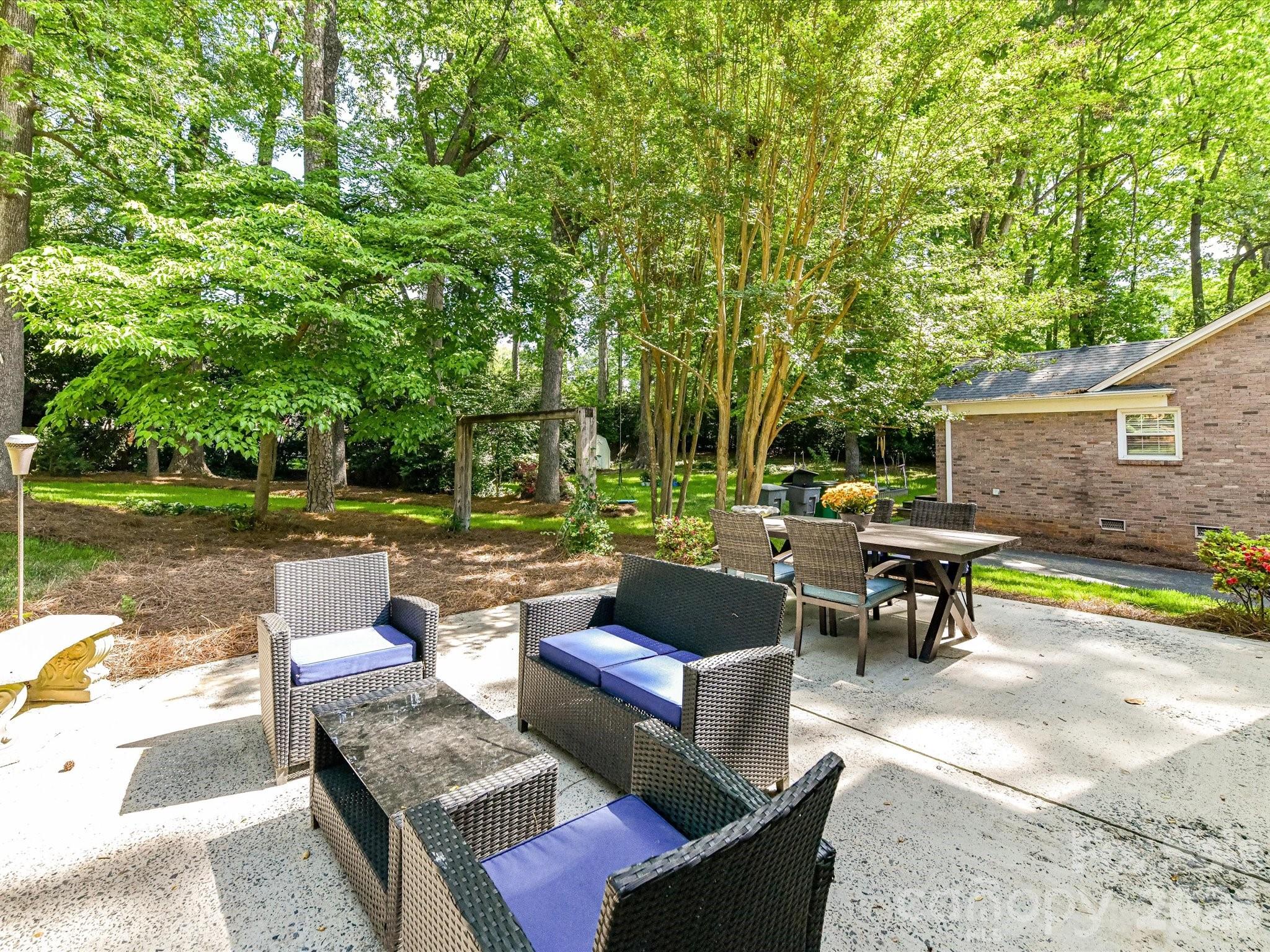 4017 Meadston Lane