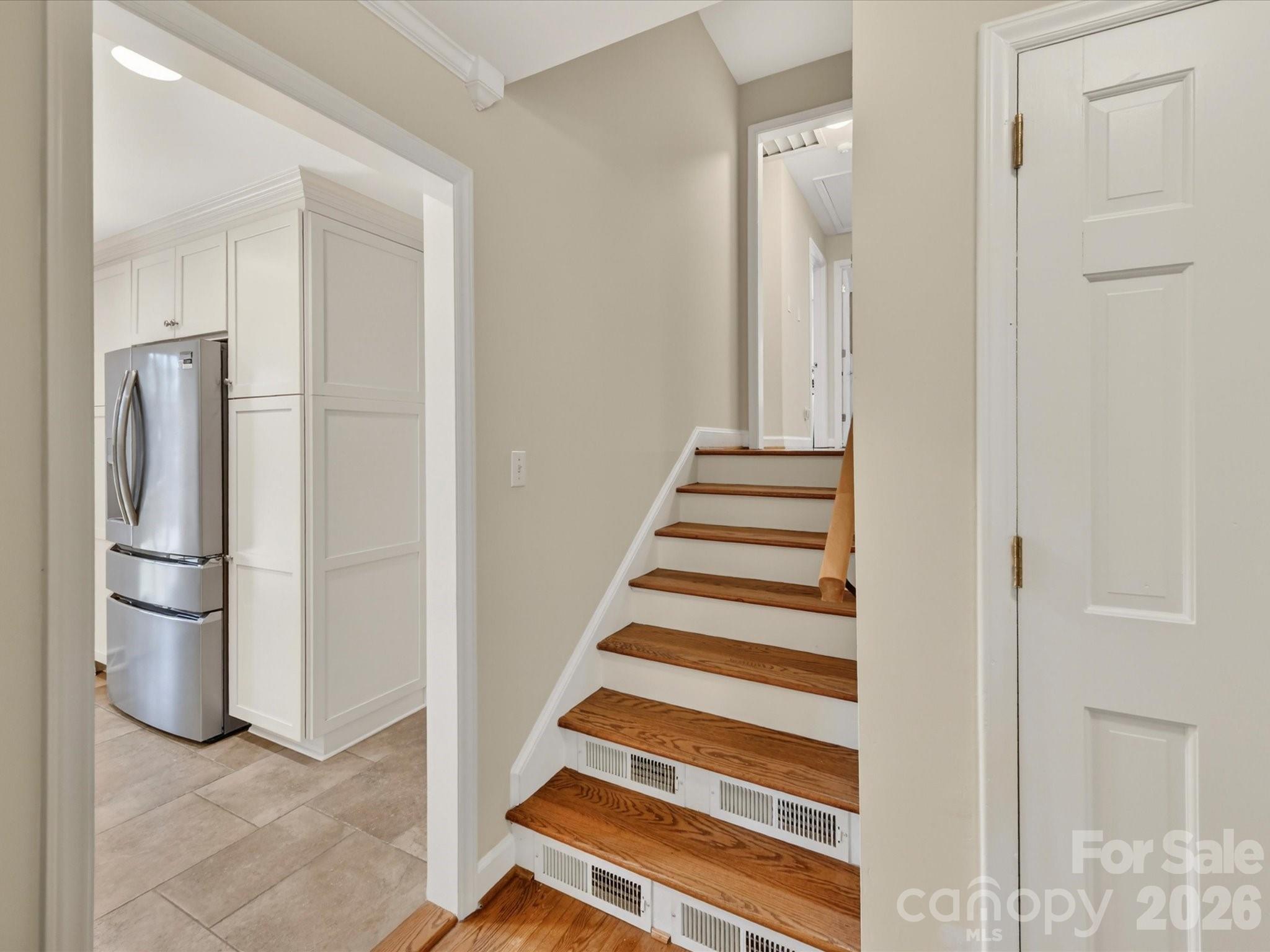 4017 Meadston Lane