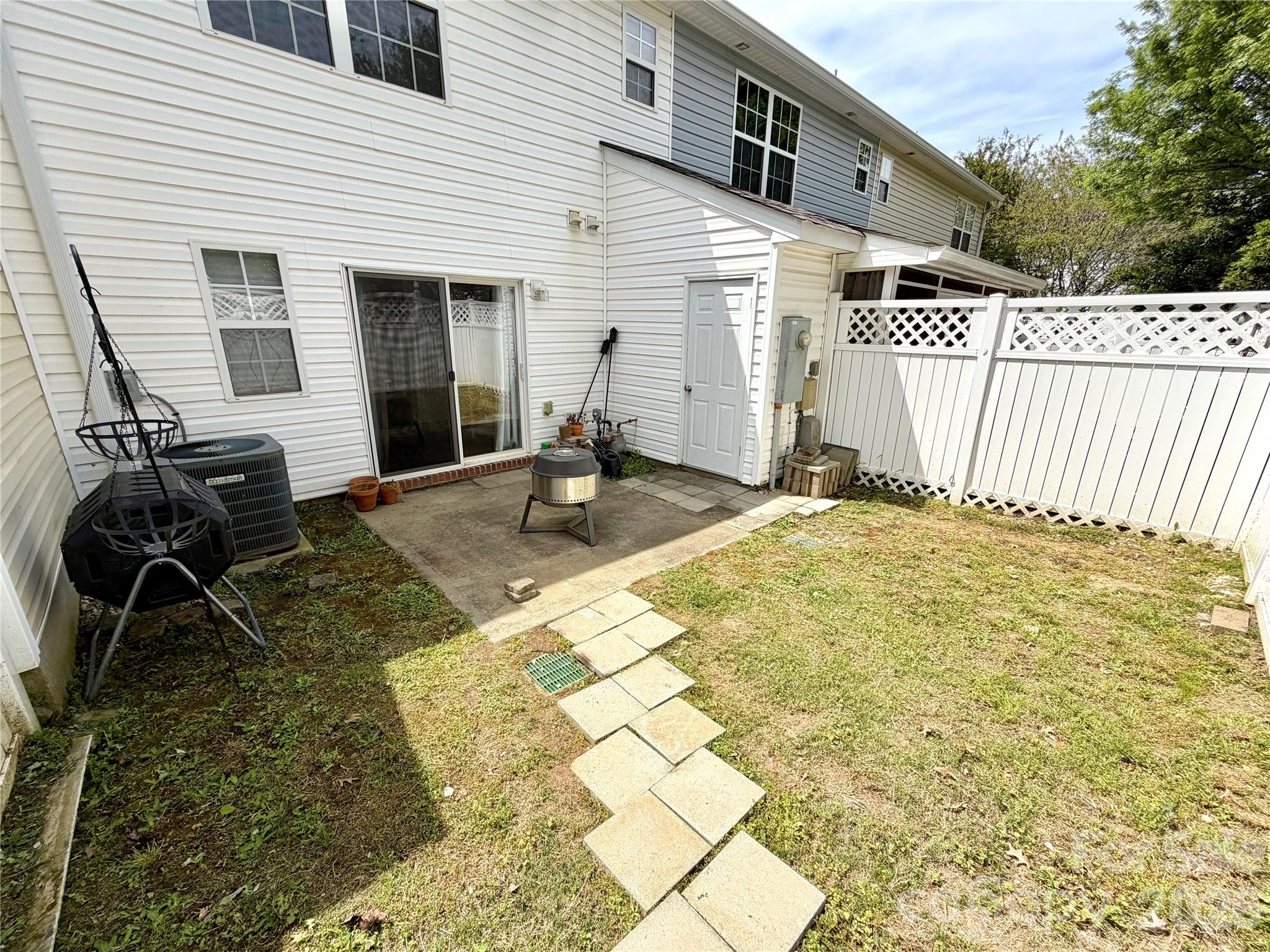 732 Rock Lake Glen