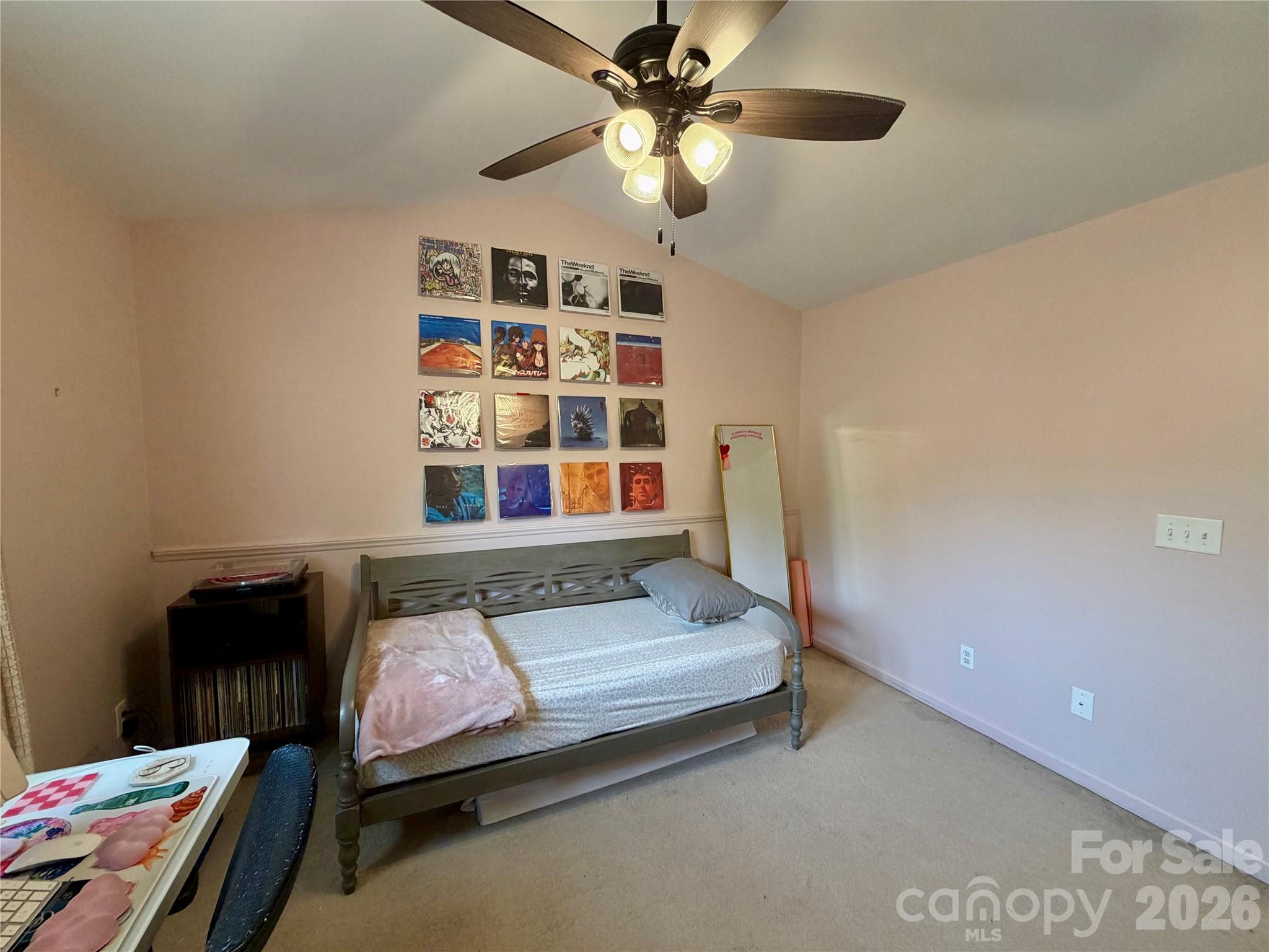 732 Rock Lake Glen