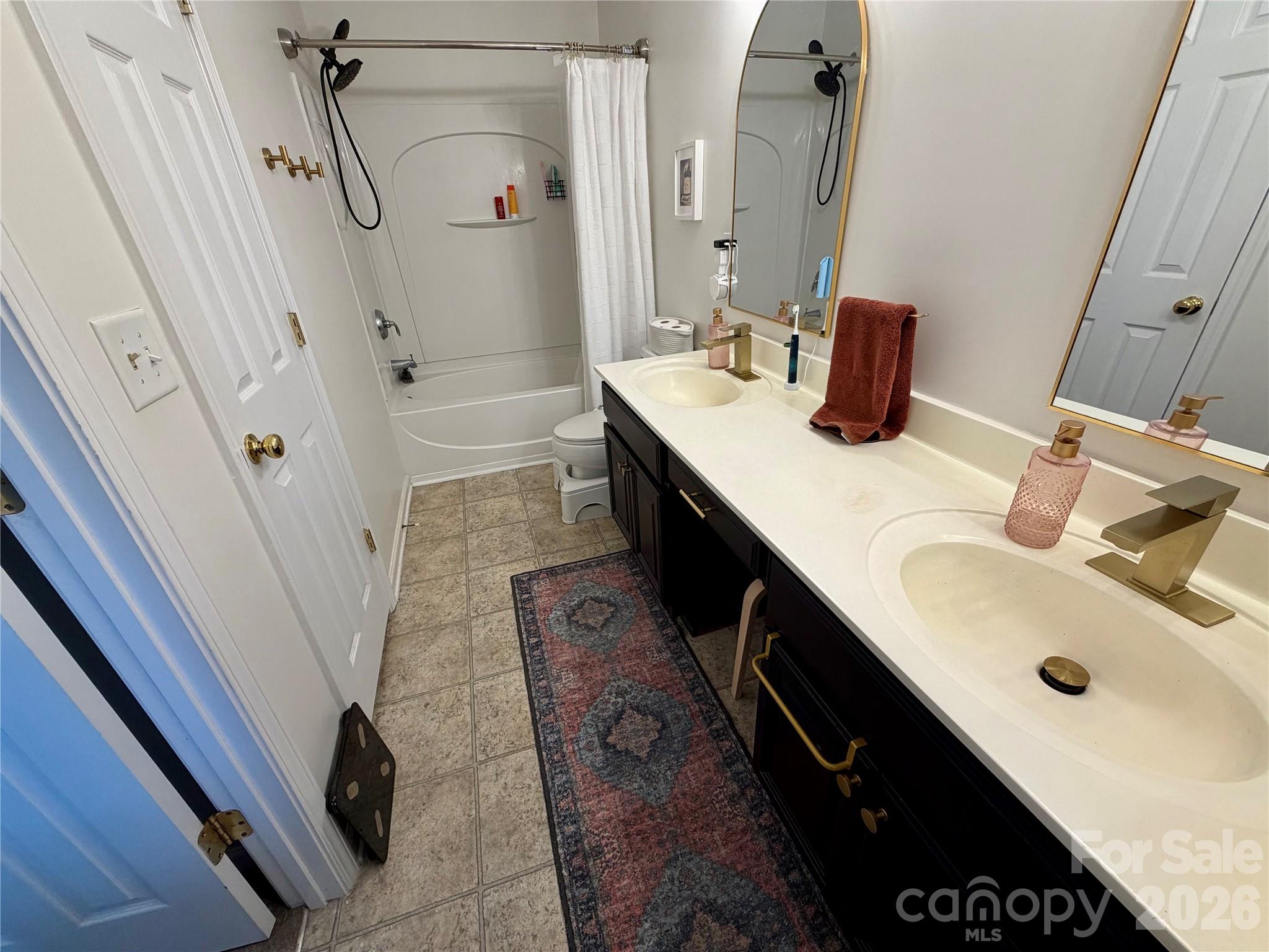 732 Rock Lake Glen