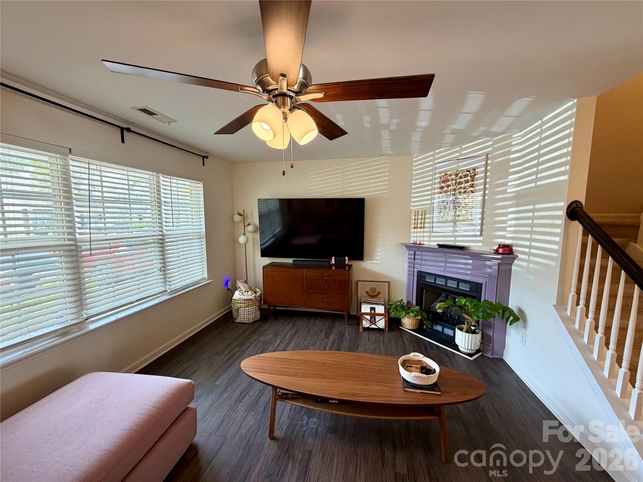 732 Rock Lake Glen