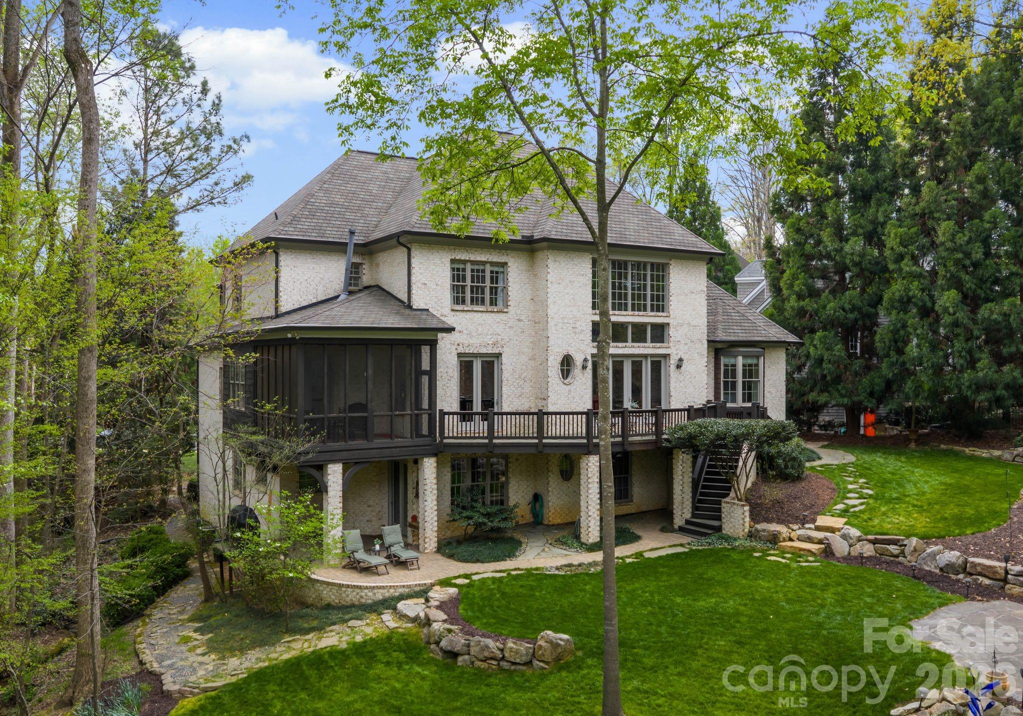 1514 Elmsford Lane