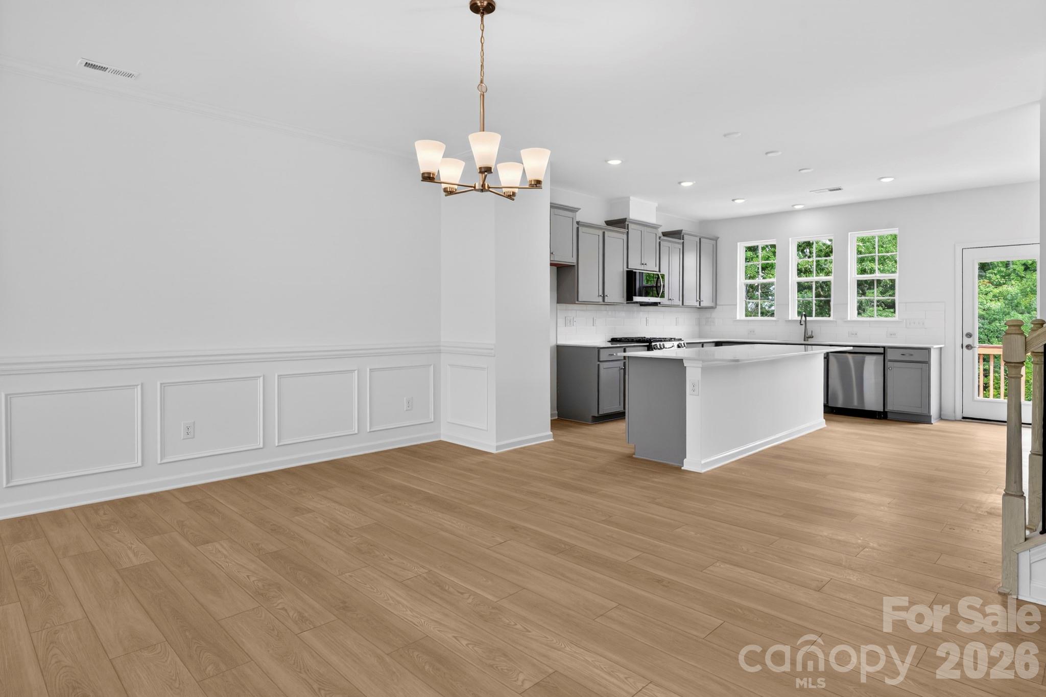 1315 Mary Jane Avenue Unit: 23
