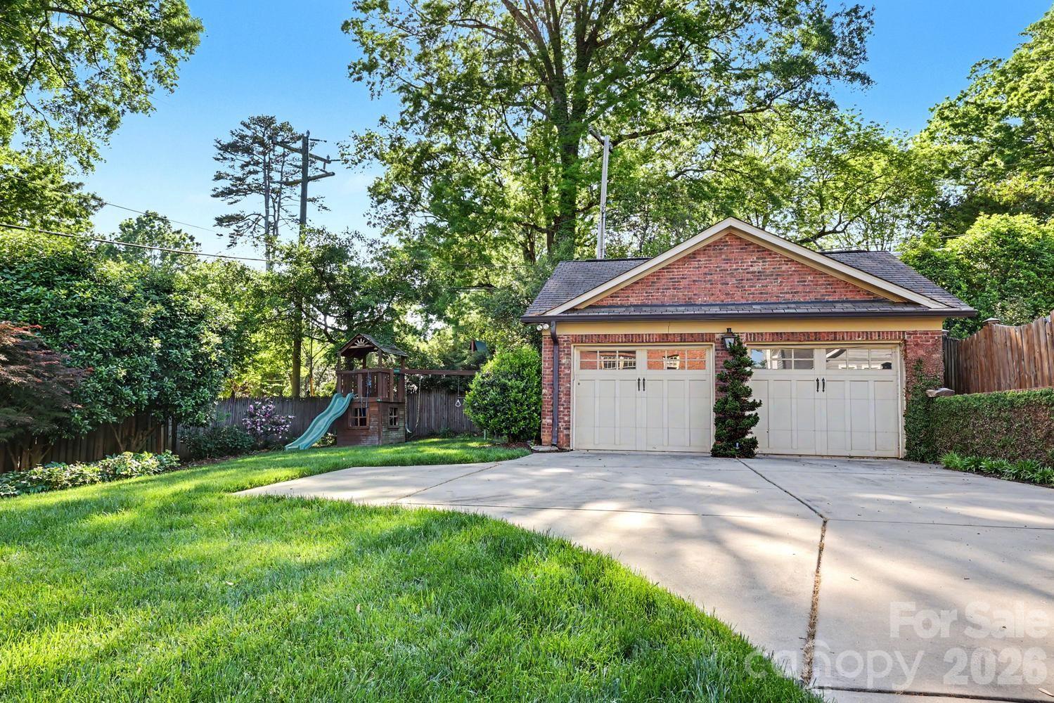 2744 Normandy Road