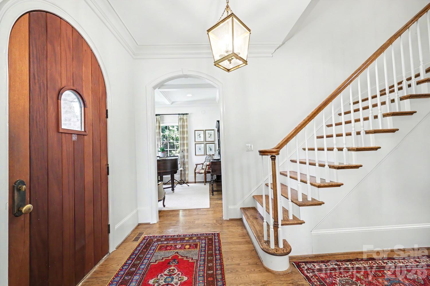 2744 Normandy Road