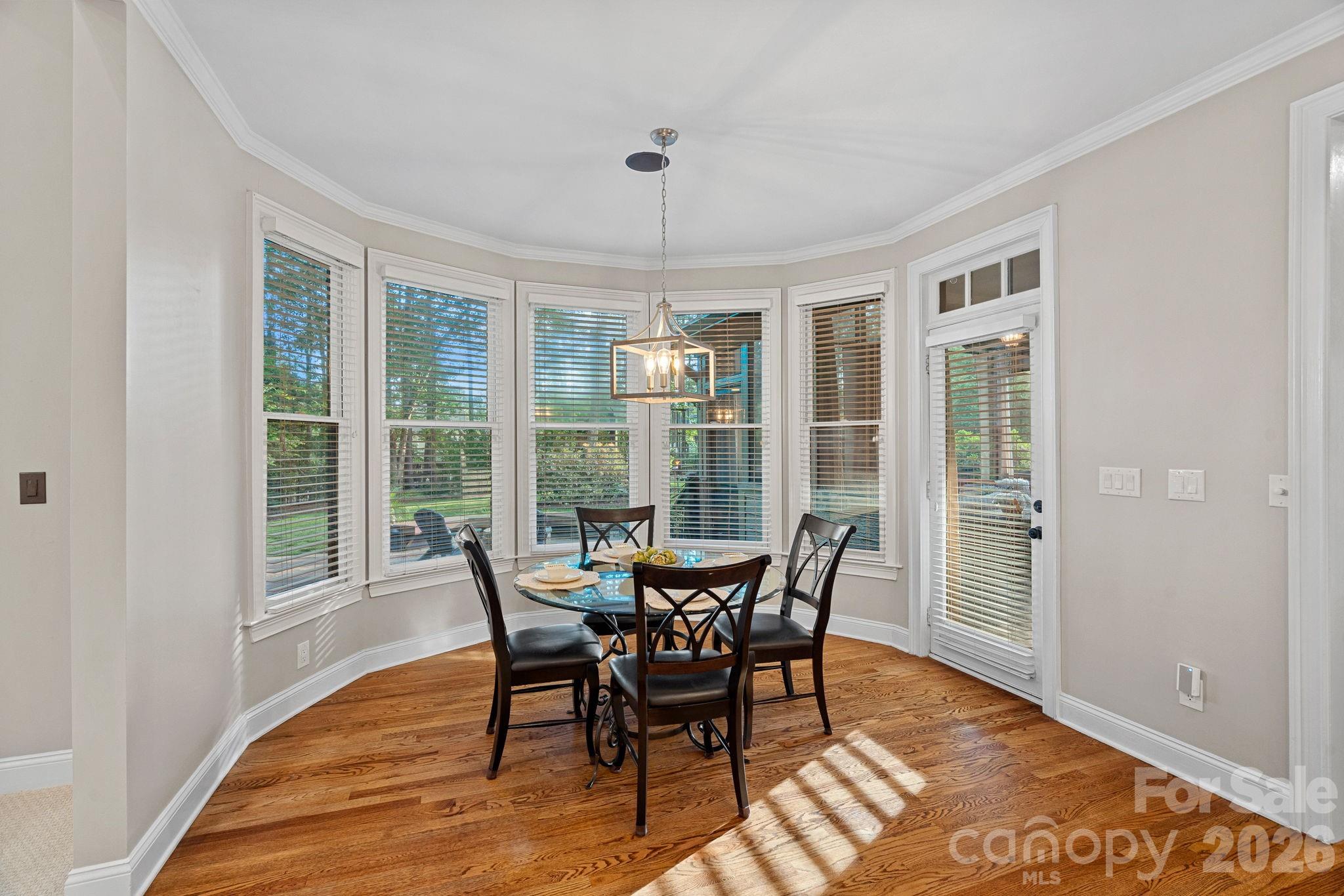 108 Chinook Court