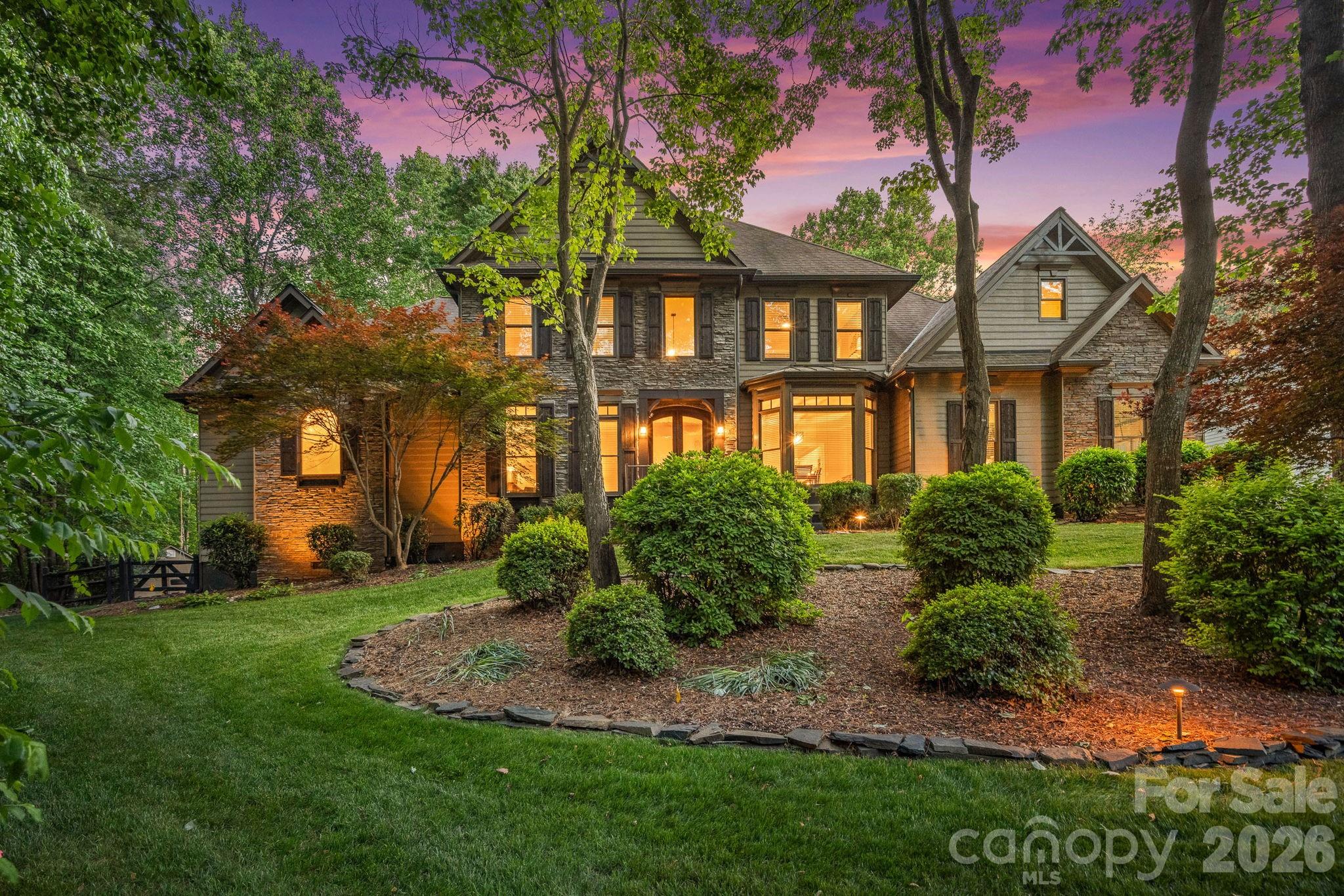 108 Chinook Court