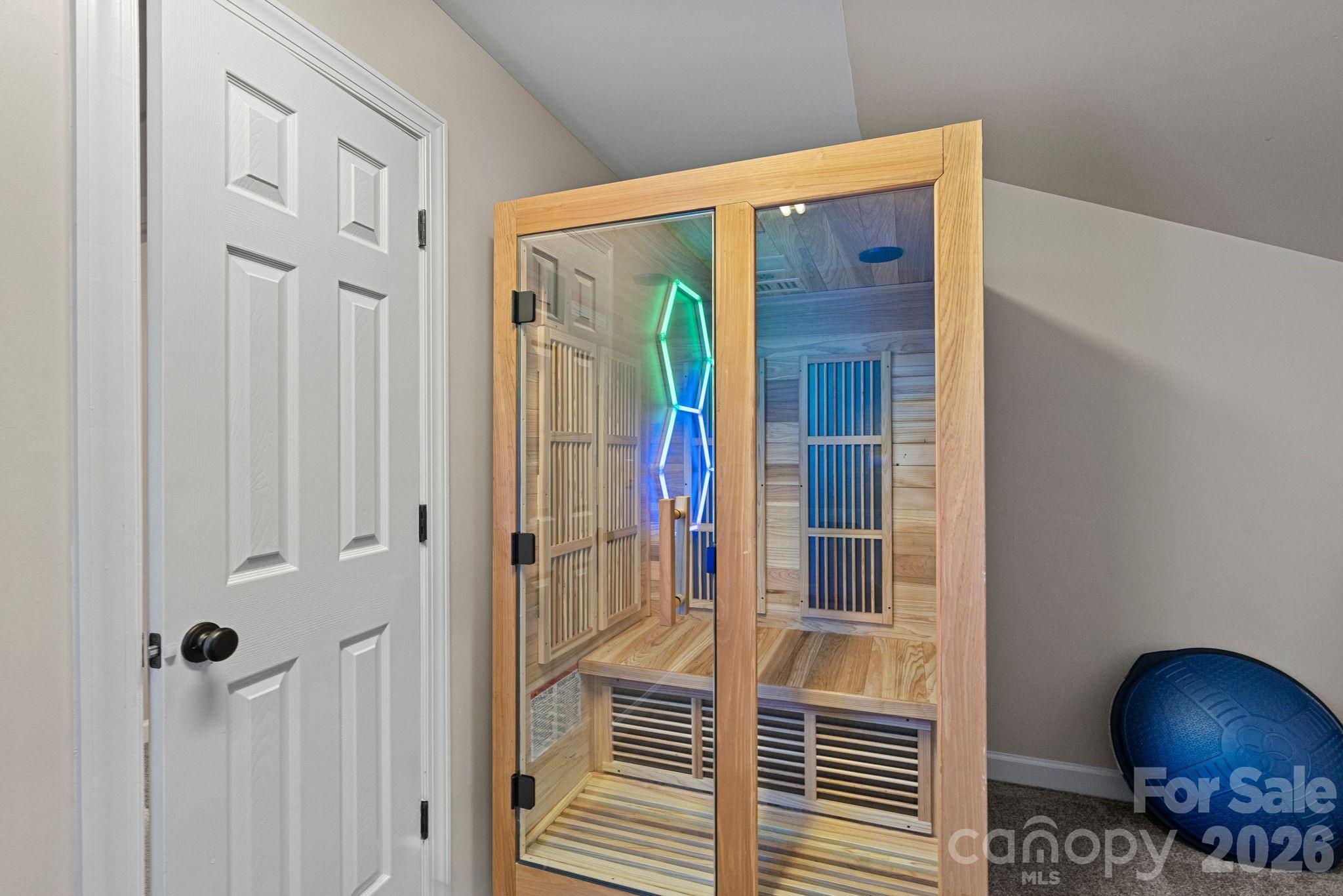 108 Chinook Court