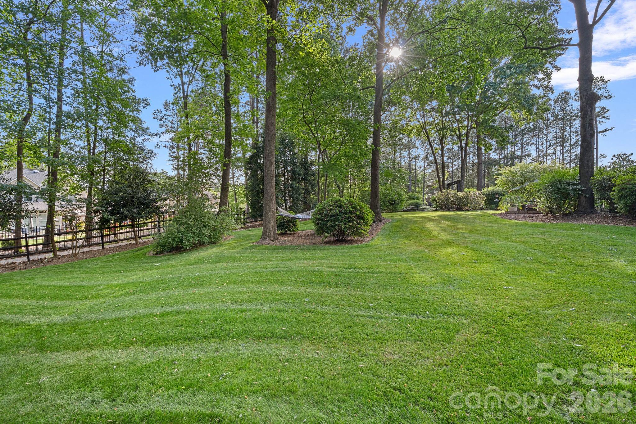 108 Chinook Court
