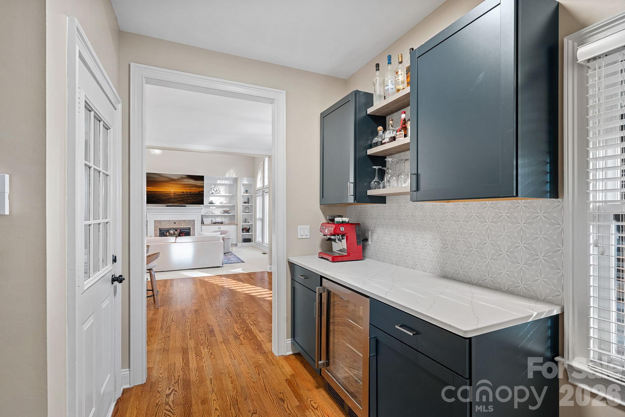 108 Chinook Court