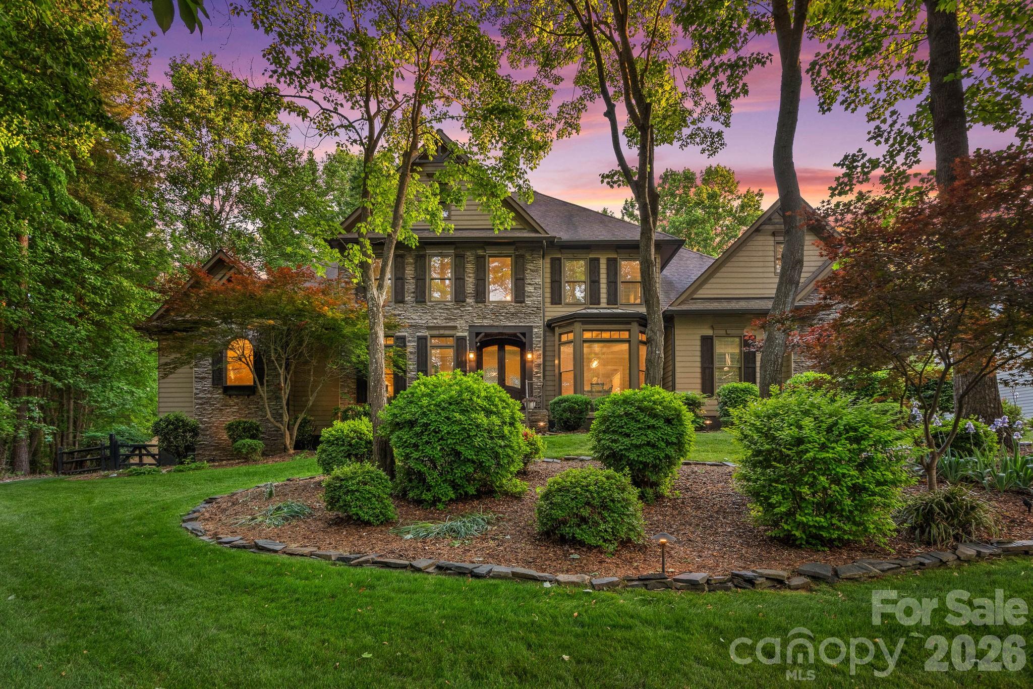 108 Chinook Court