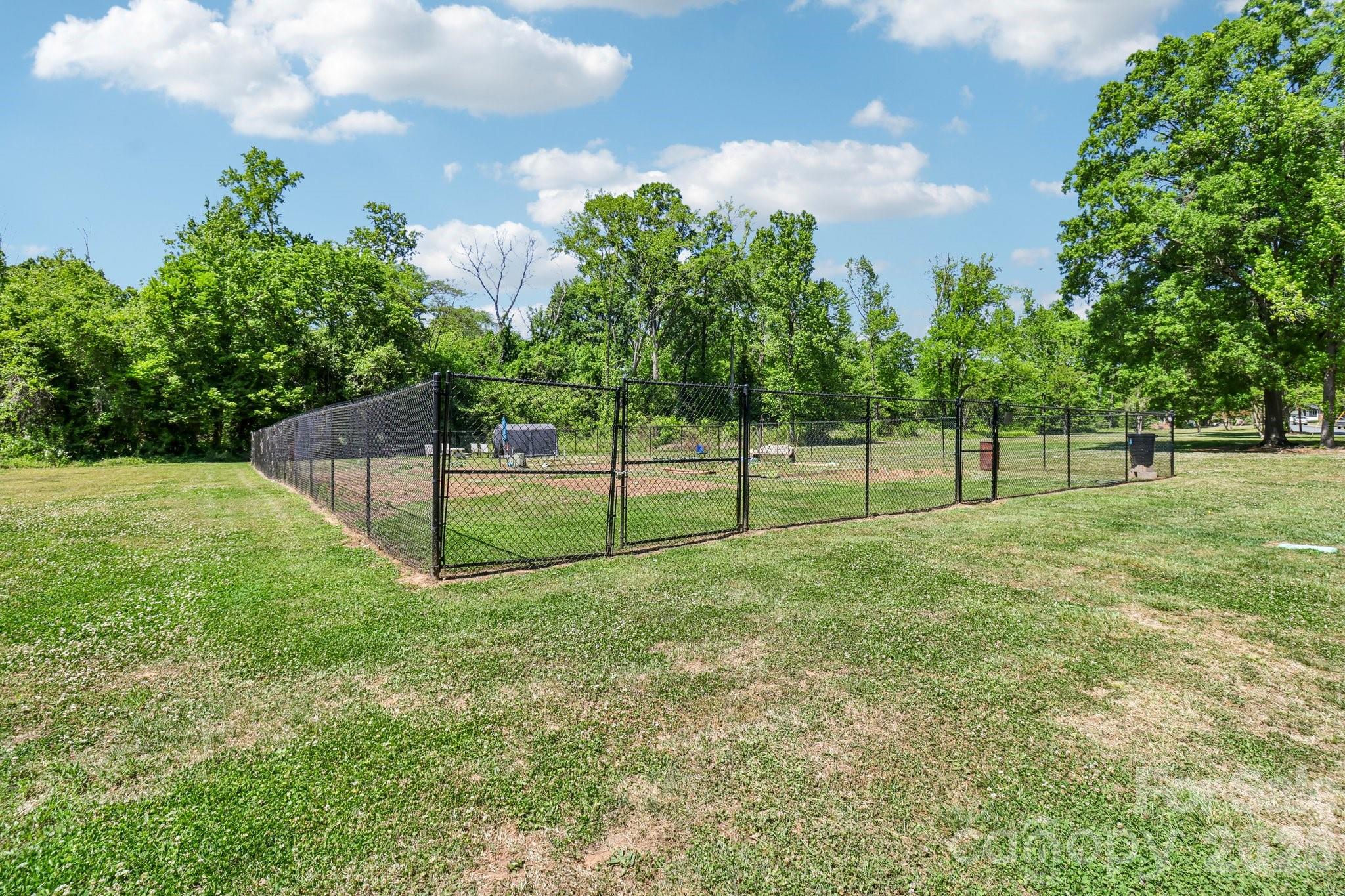 5320 Dolphin Lane