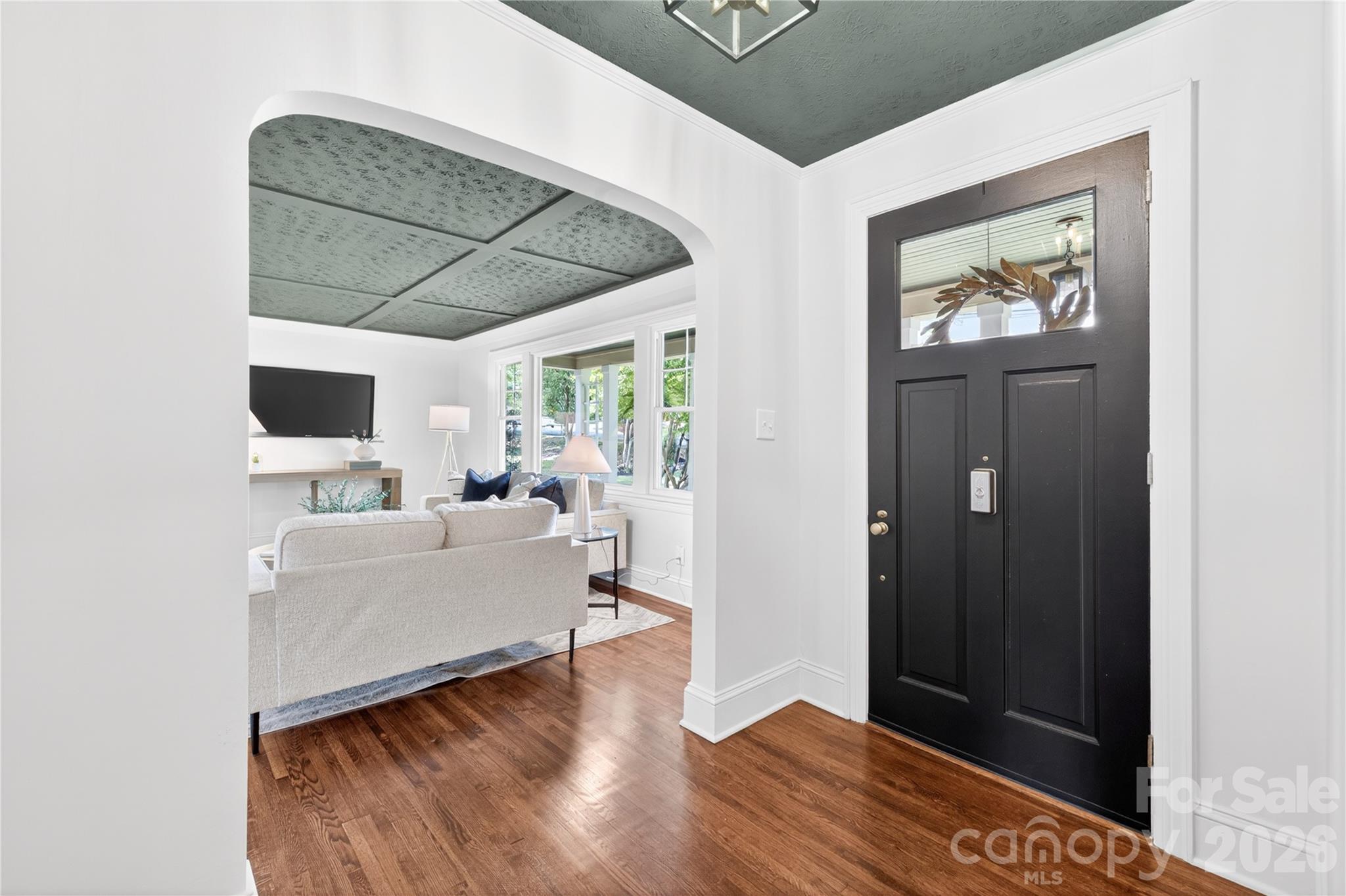 2501 Runnymede Lane