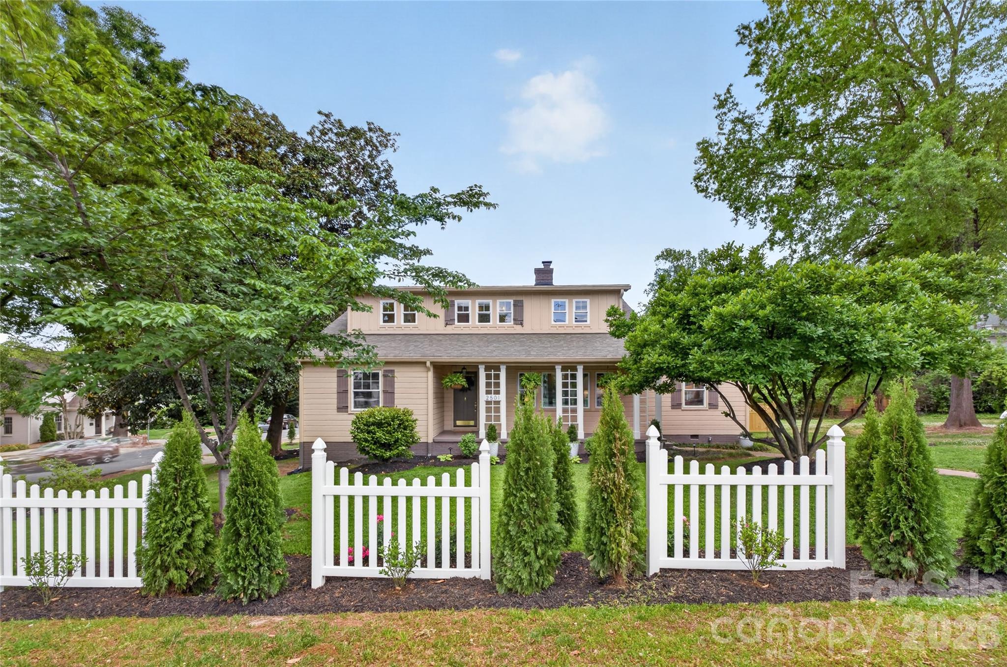 2501 Runnymede Lane