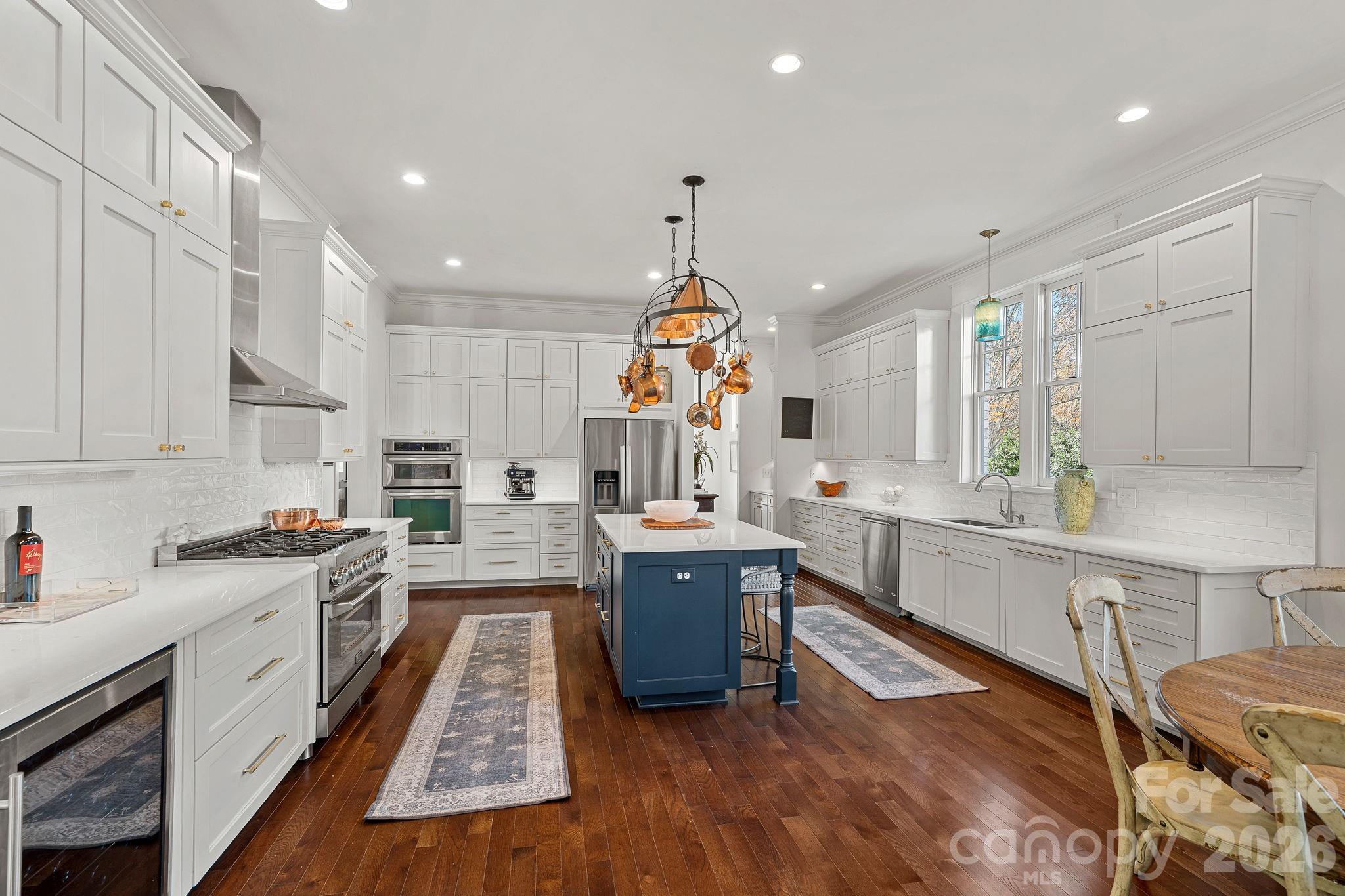 206 Meadowbrook Road