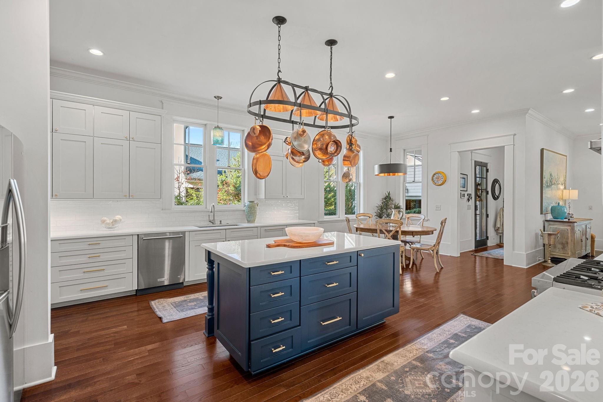 206 Meadowbrook Road