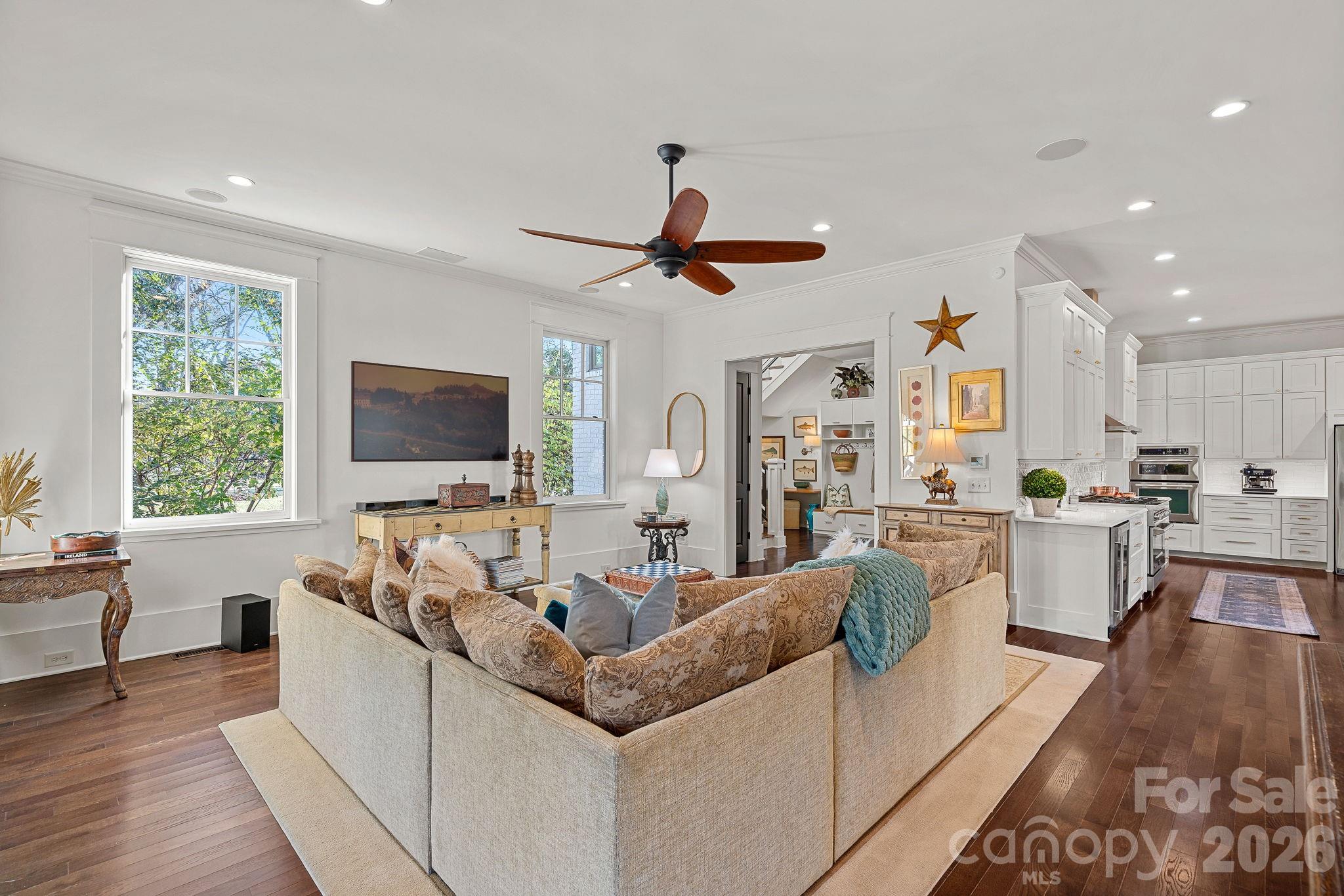 206 Meadowbrook Road