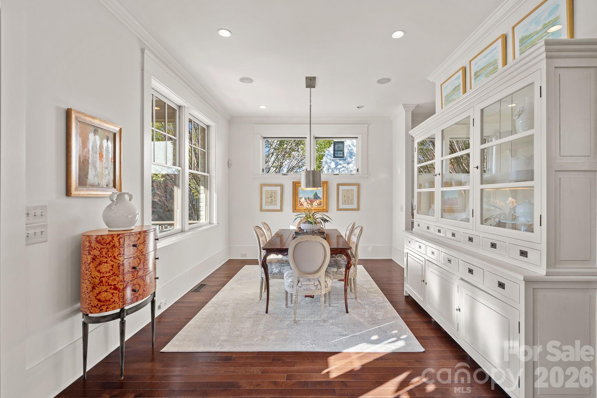 206 Meadowbrook Road