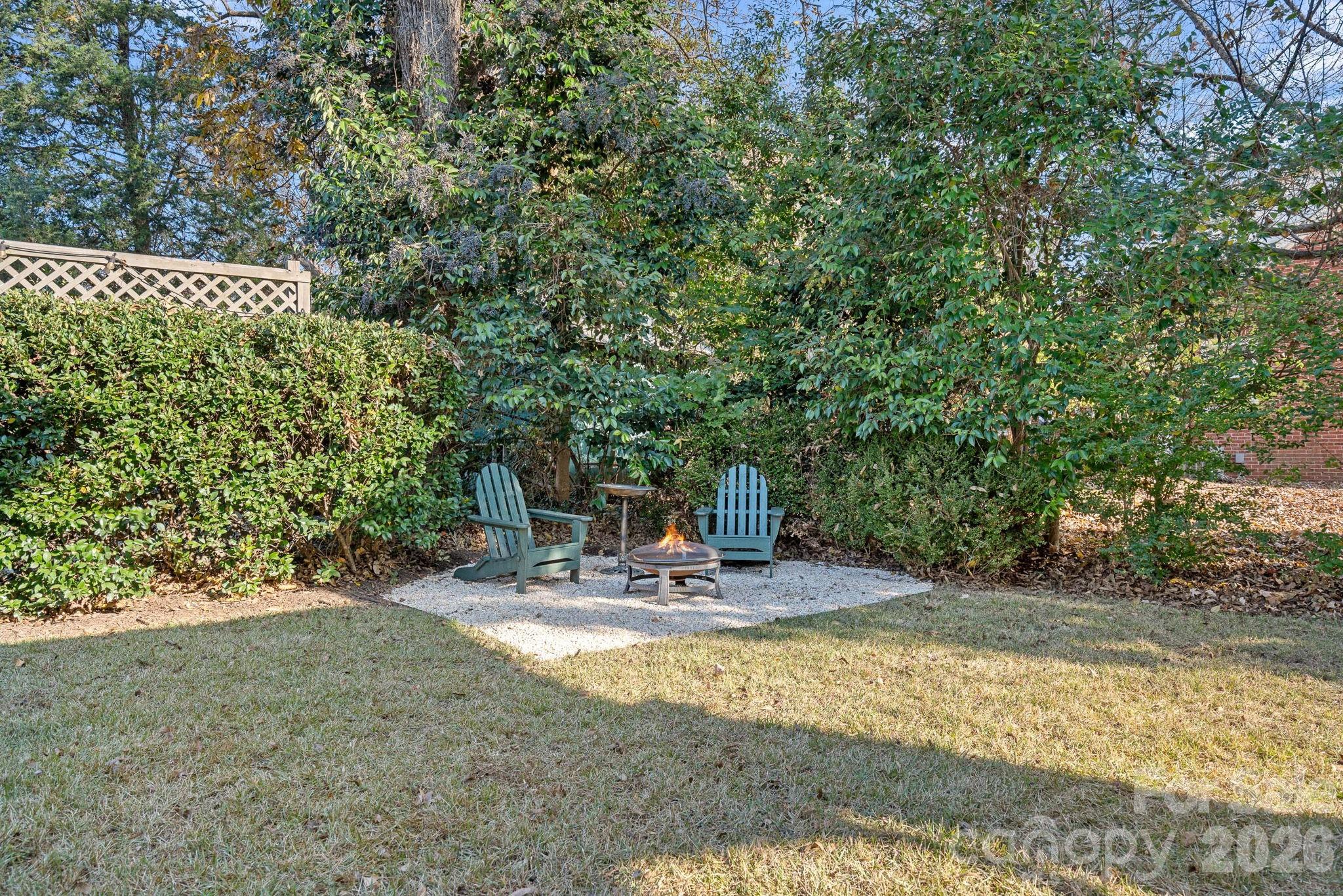 206 Meadowbrook Road
