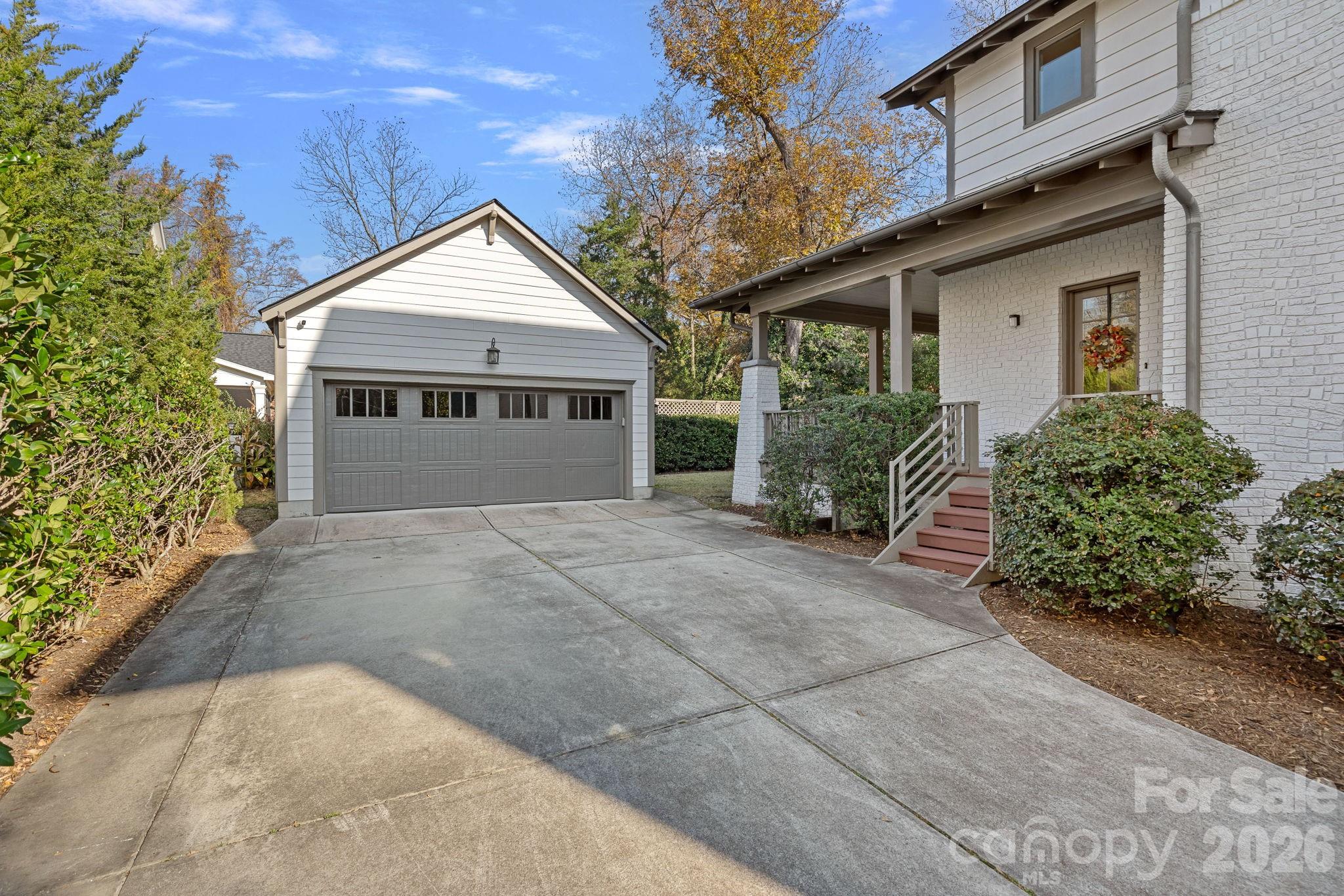 206 Meadowbrook Road