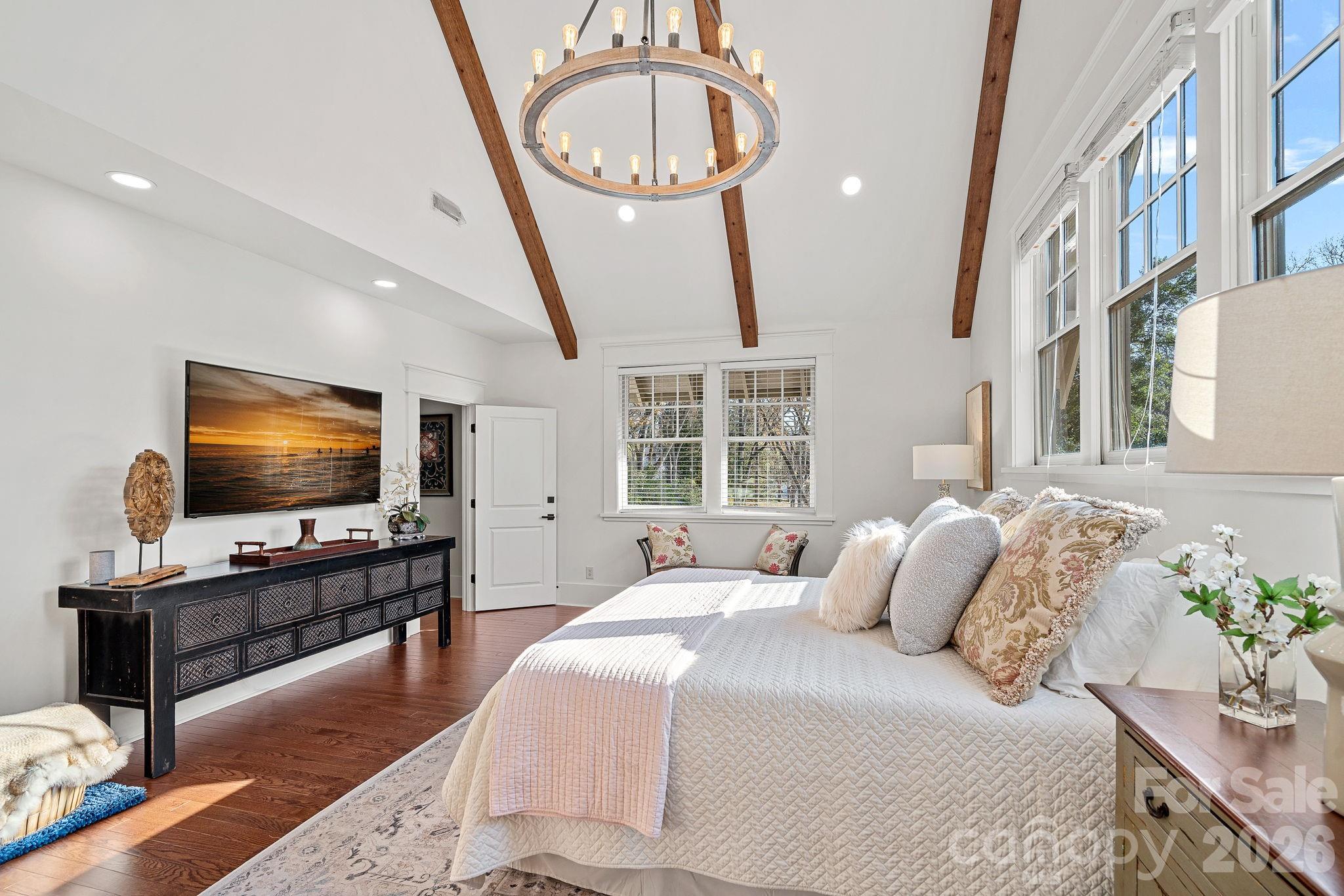 206 Meadowbrook Road