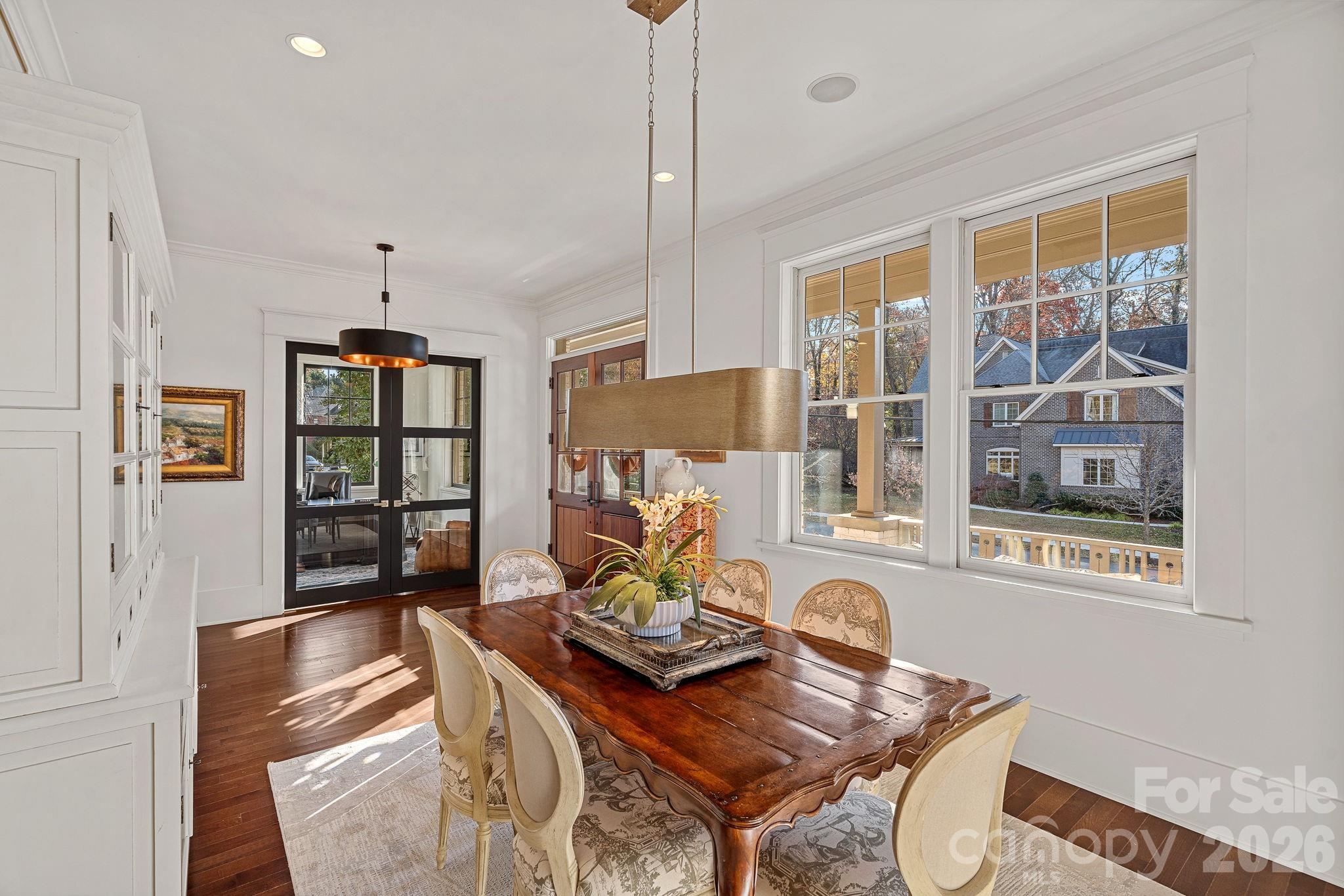 206 Meadowbrook Road