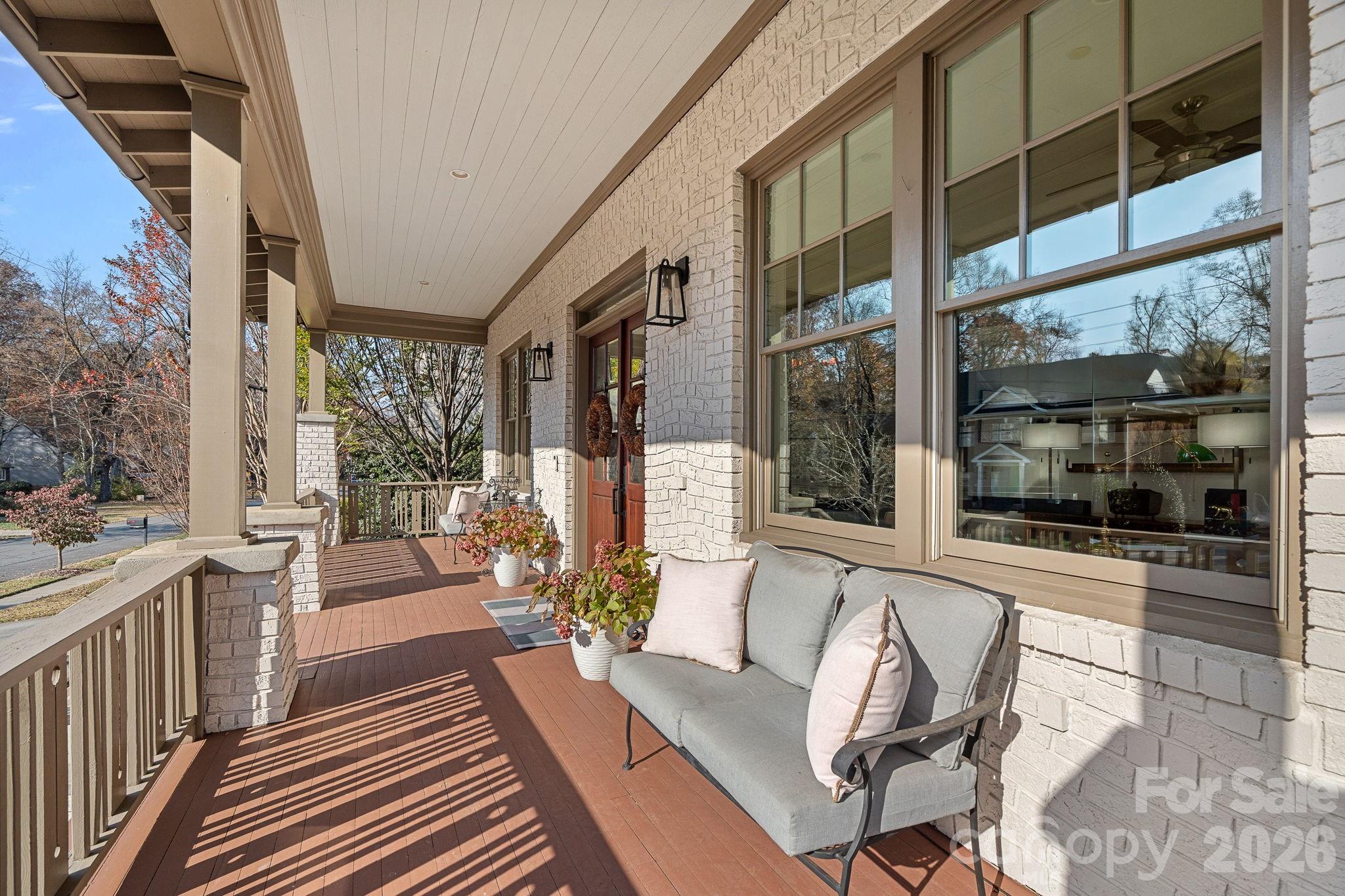 206 Meadowbrook Road
