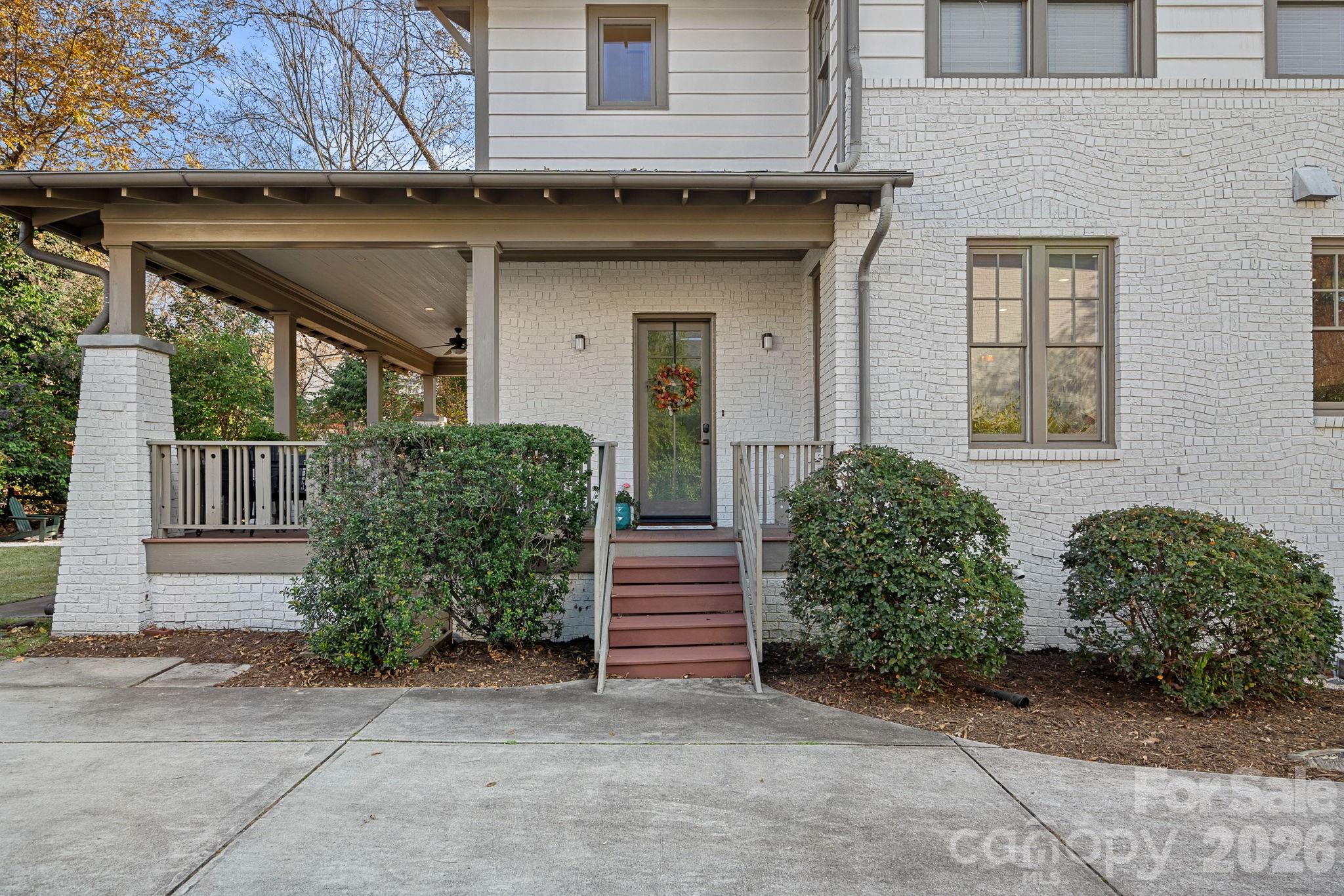 206 Meadowbrook Road