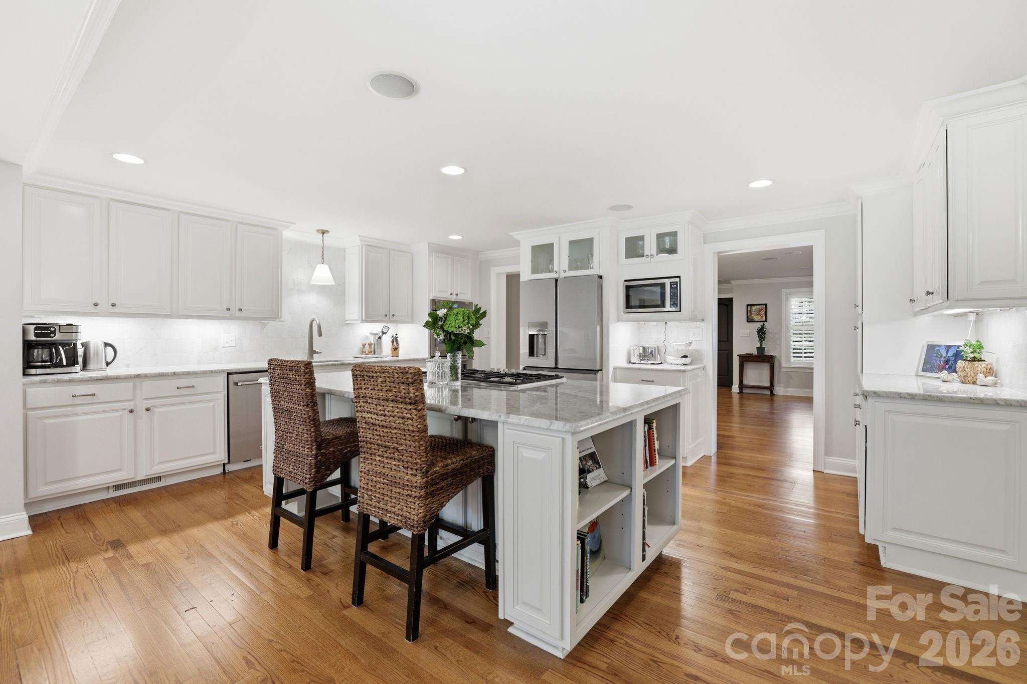 2927 Somerset Drive