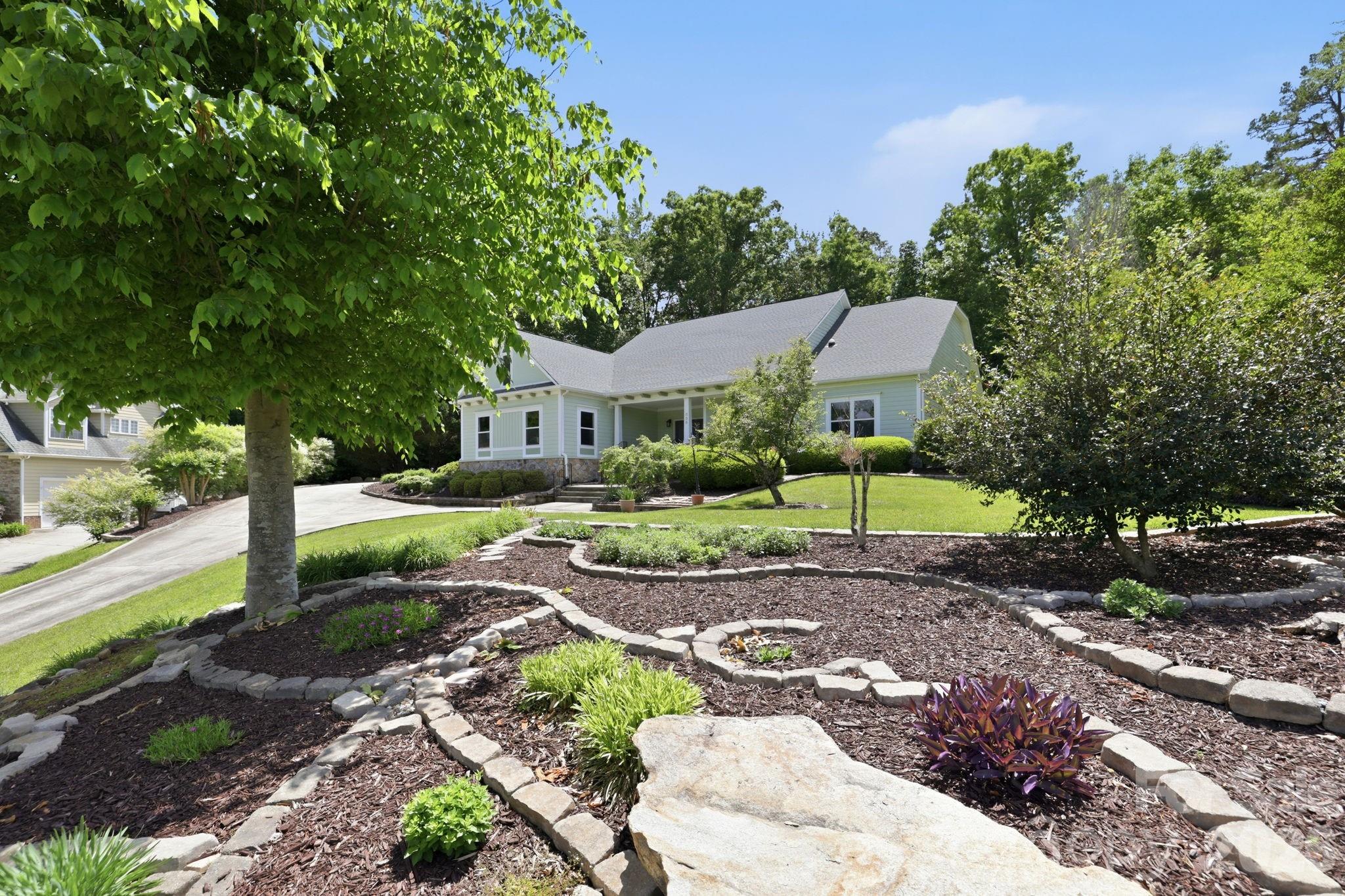 836 Creek Bluff Road Unit: 8
