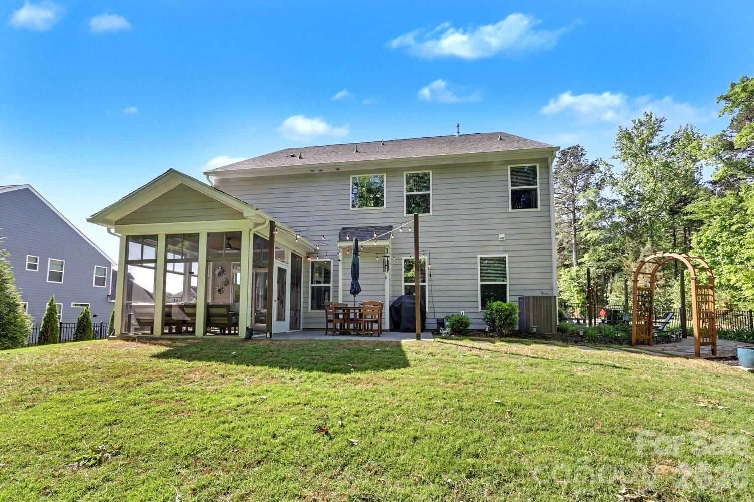 13207 Fiore Place