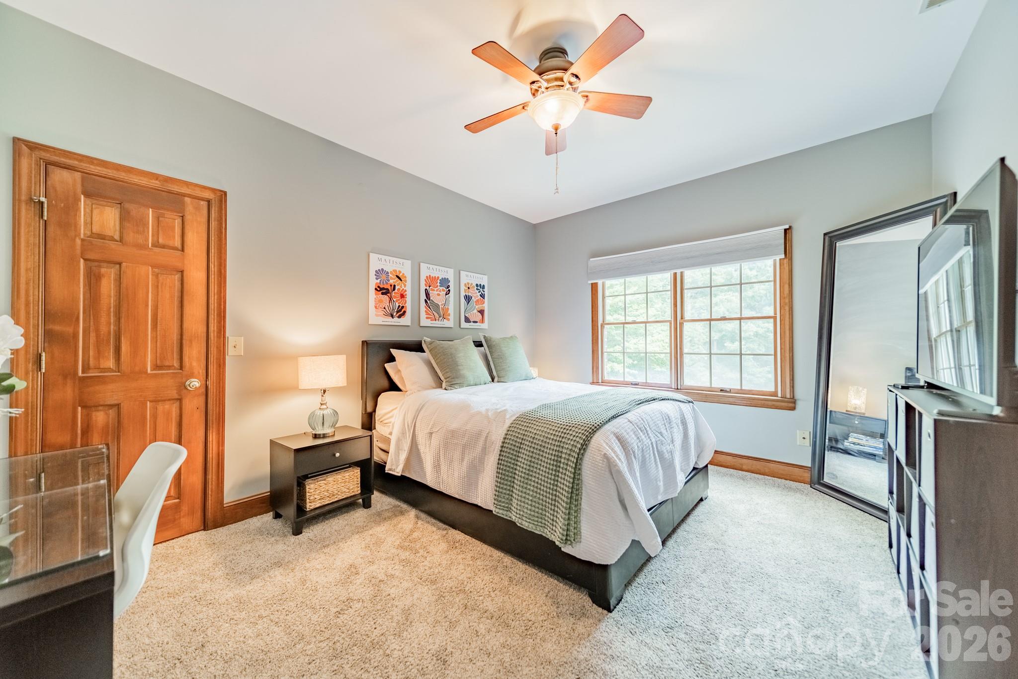 3307 Sandalwood Lane