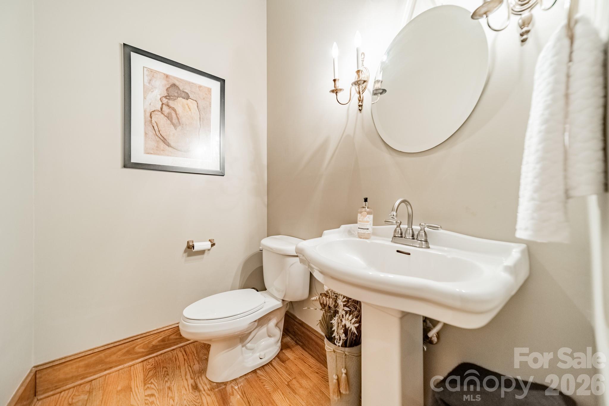 3307 Sandalwood Lane